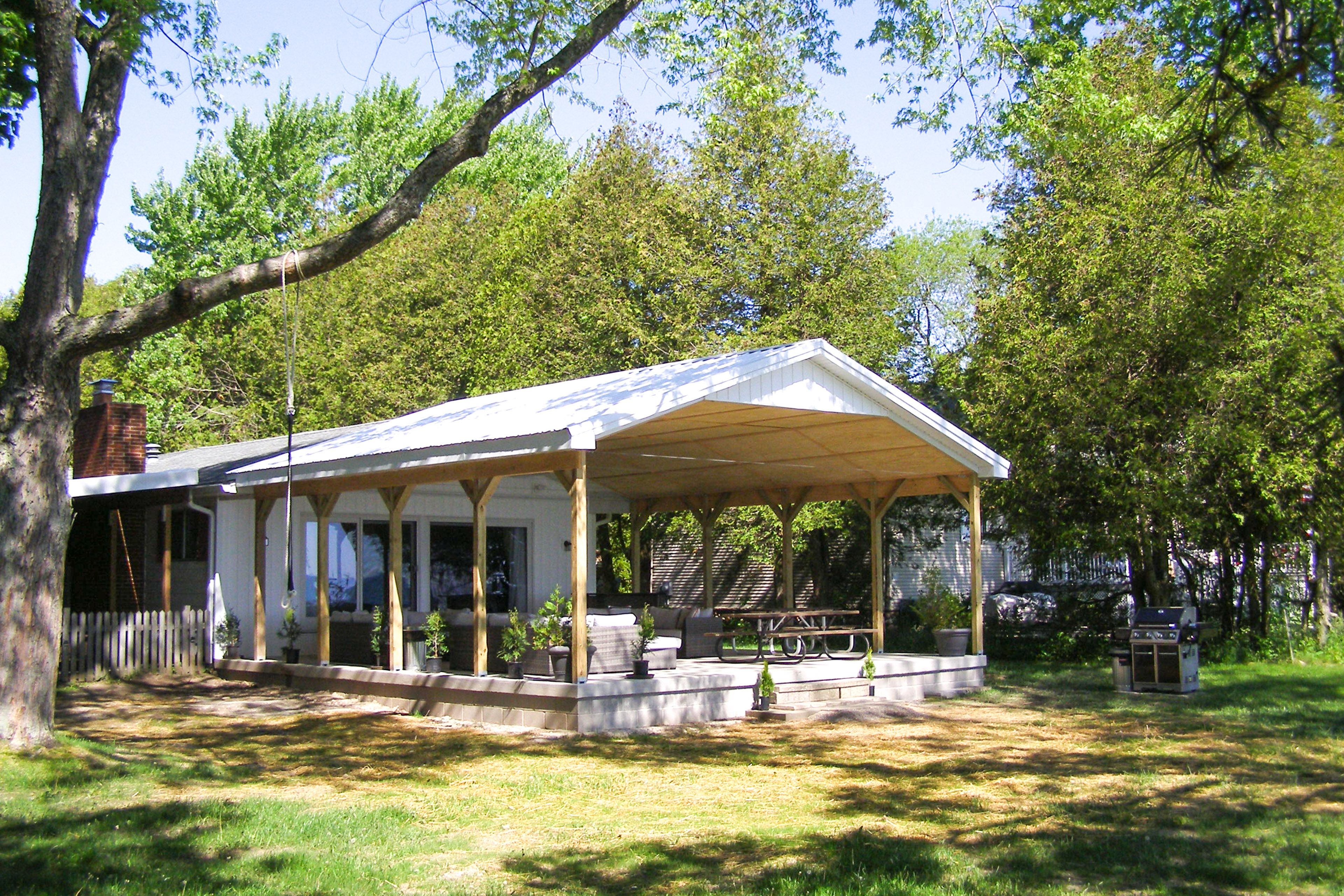 Yard | Gas Grill