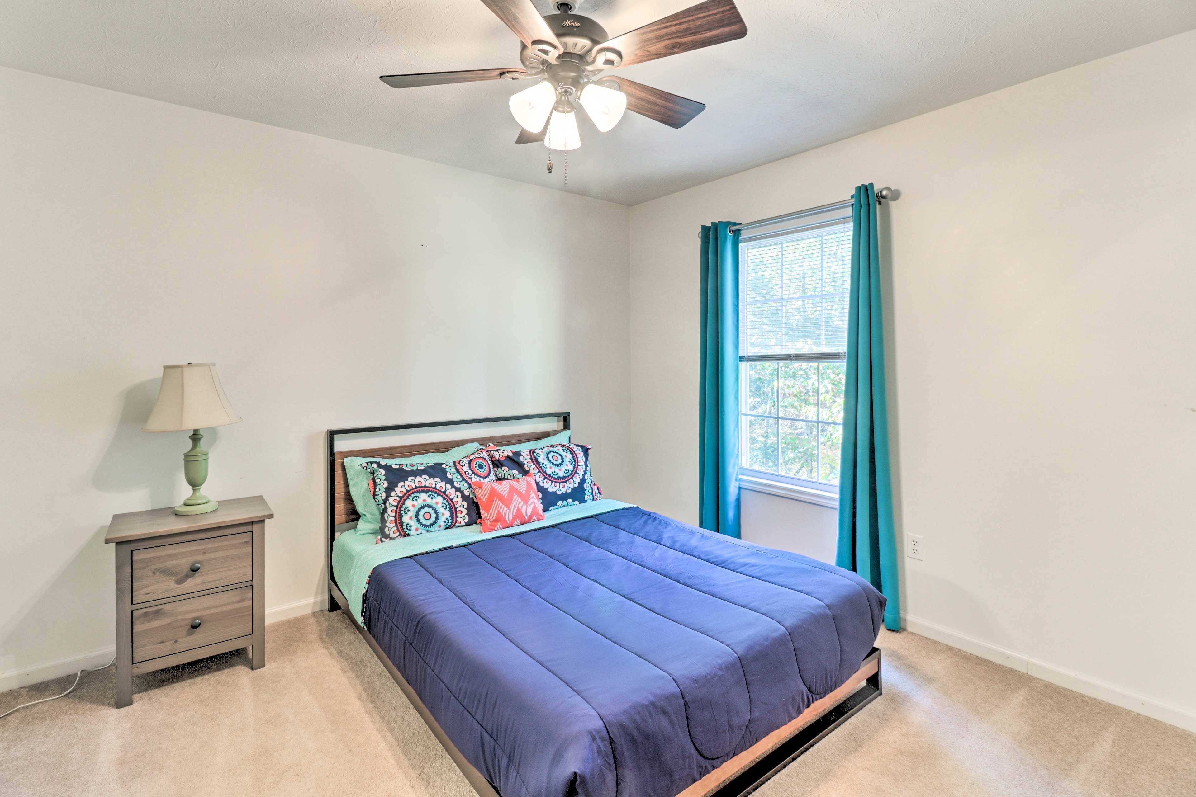 Bedroom 5 | Main Level | Queen Bed
