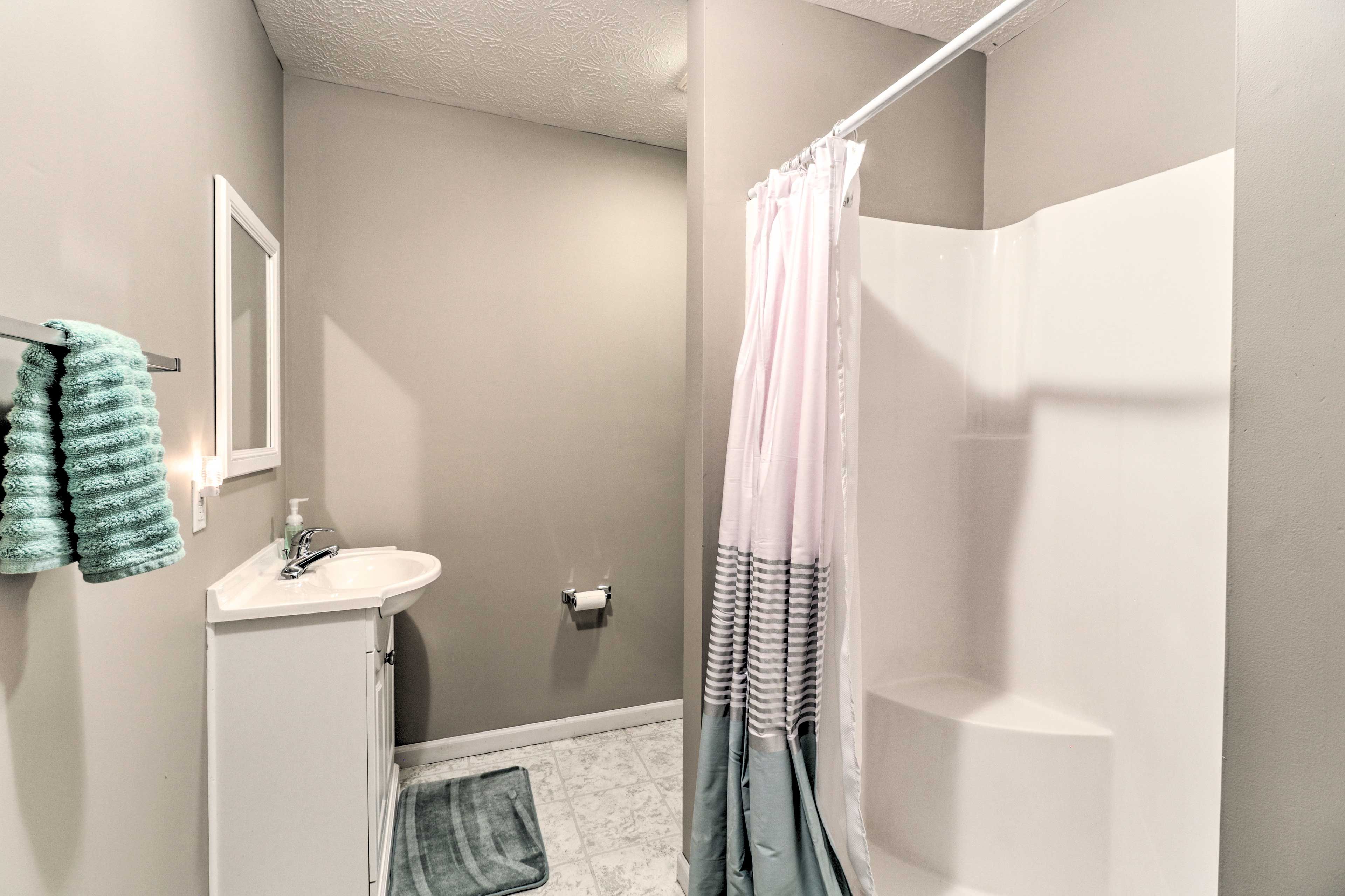 Full Bathroom | Lower Level