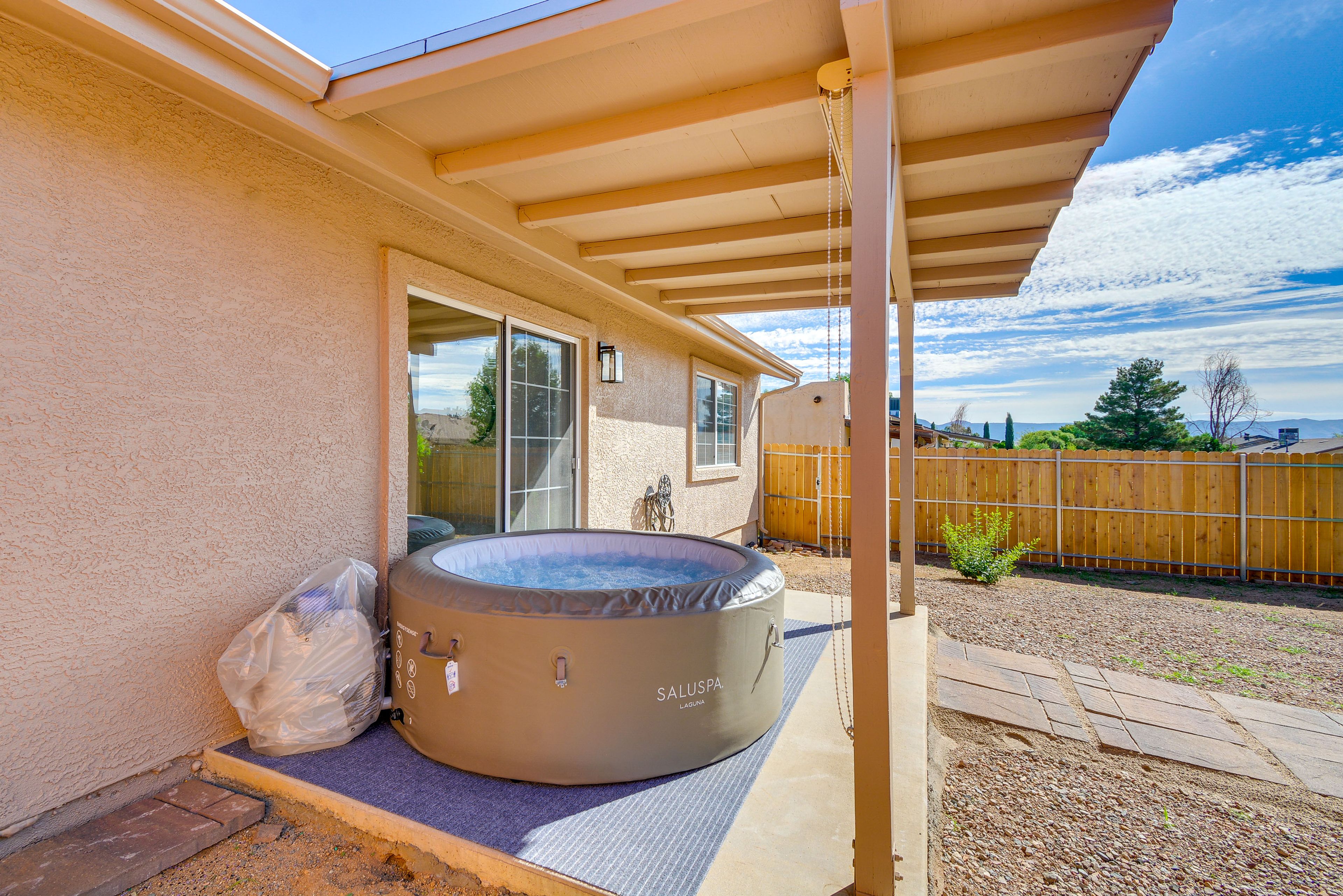 Fenced Yard | Hot Tub | Gazebo | Gas Fire Pit