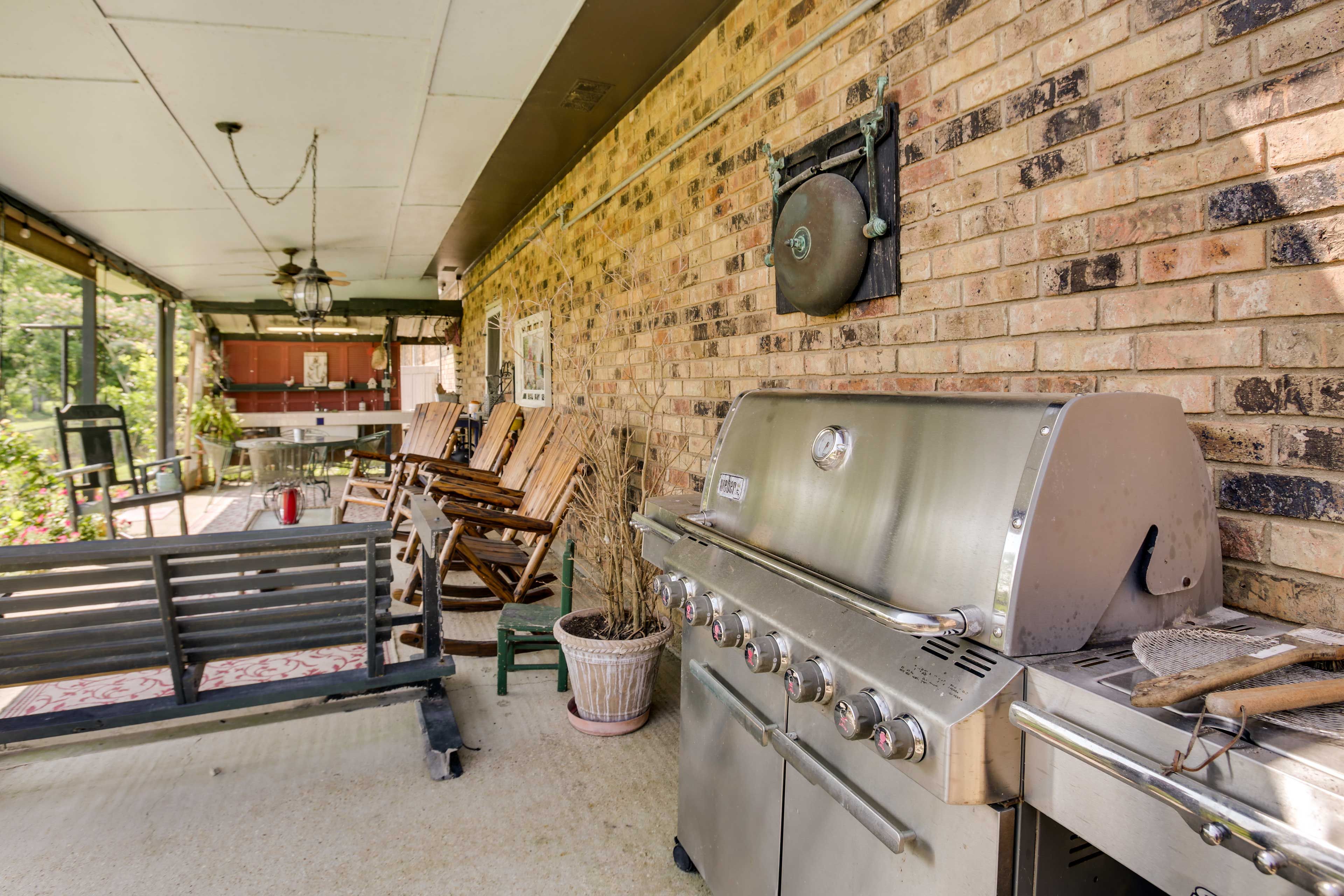 Patio | Gas Grill | Seafood Boiler