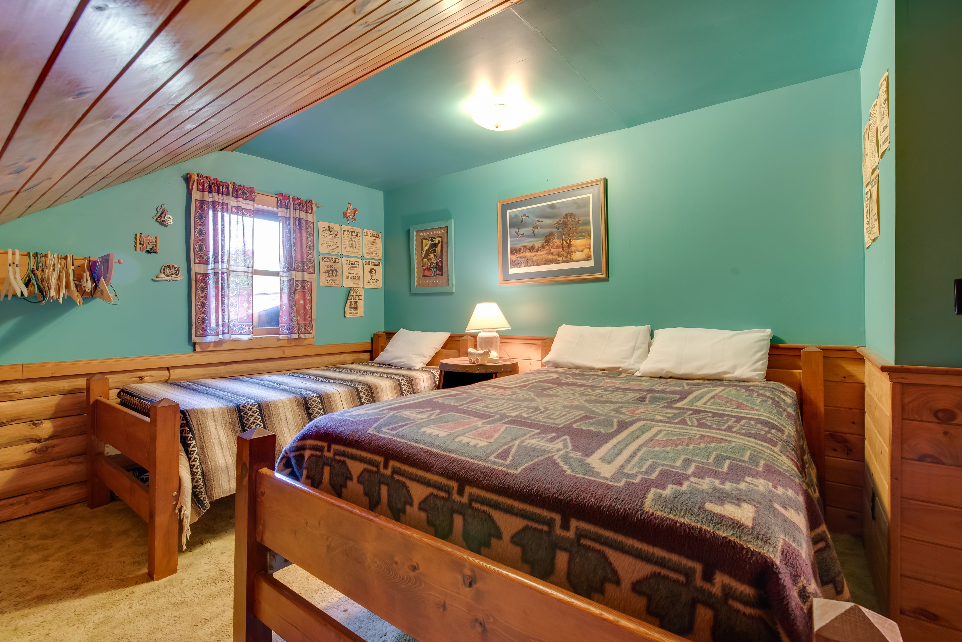 Bedroom 2 | Full Bed | Twin Bed | 2nd Floor