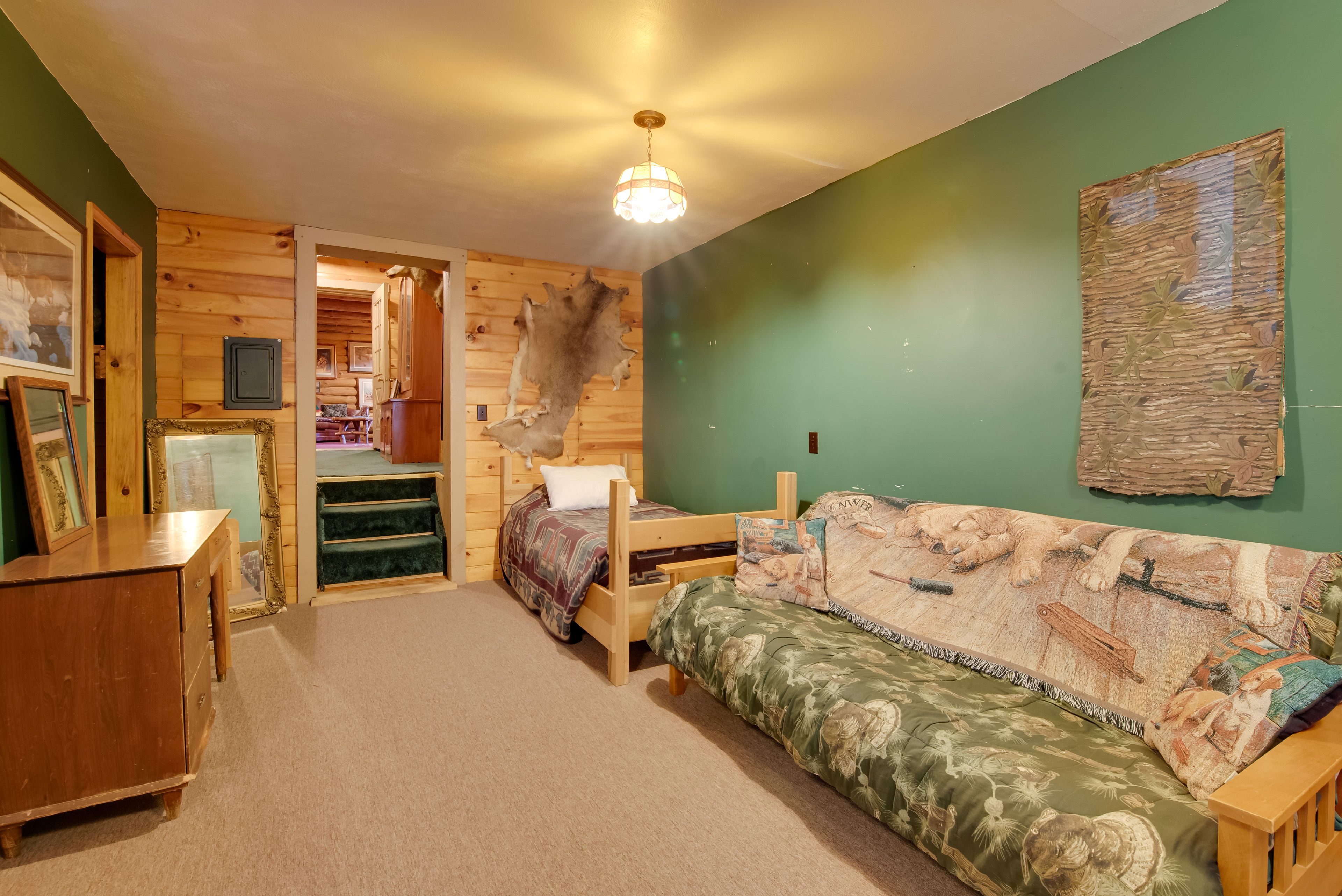 Bunk House (Seasonal) | 1st Floor | Sleeper Sofa | 5 Twin Beds
