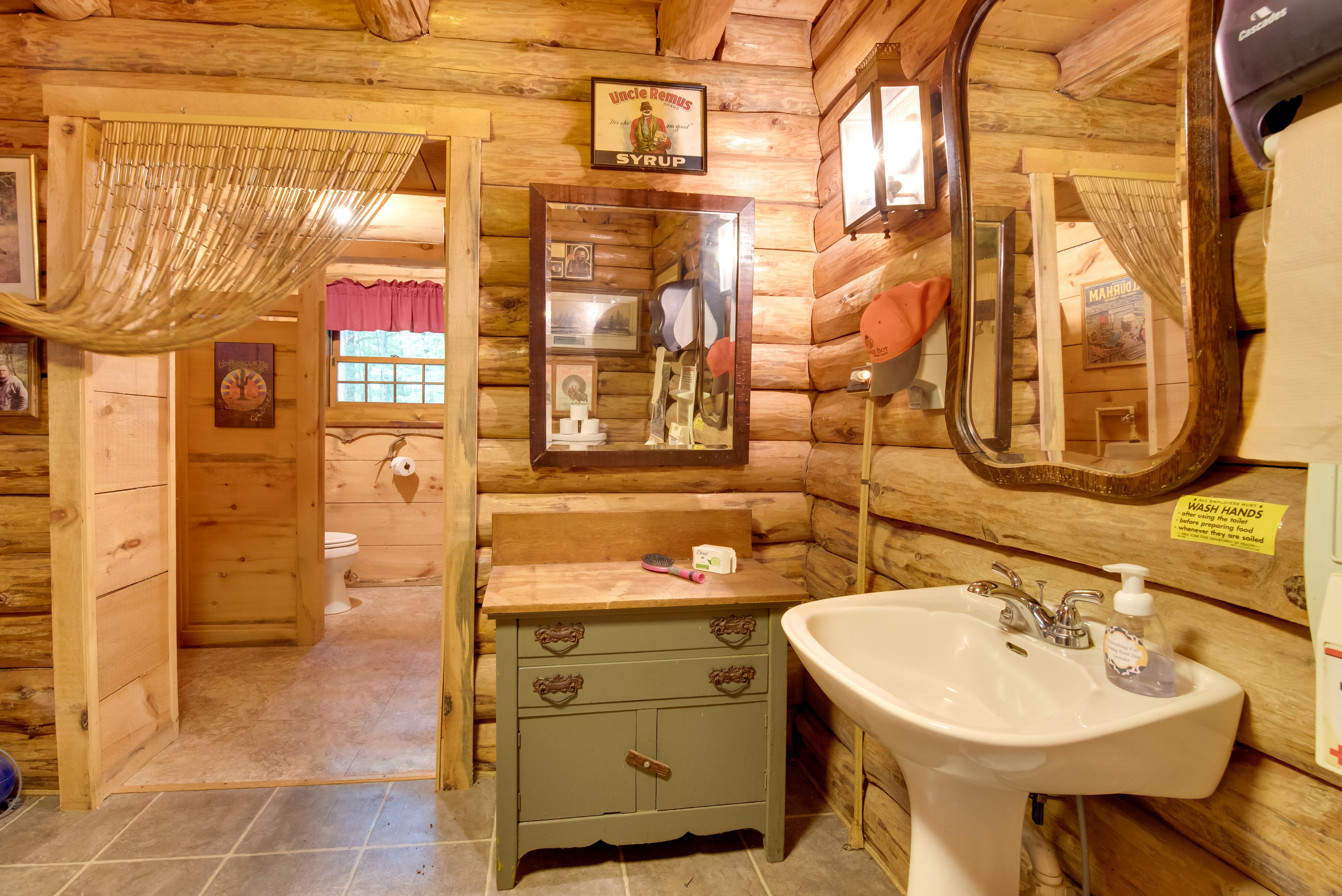 Half Bathroom | 1st Floor