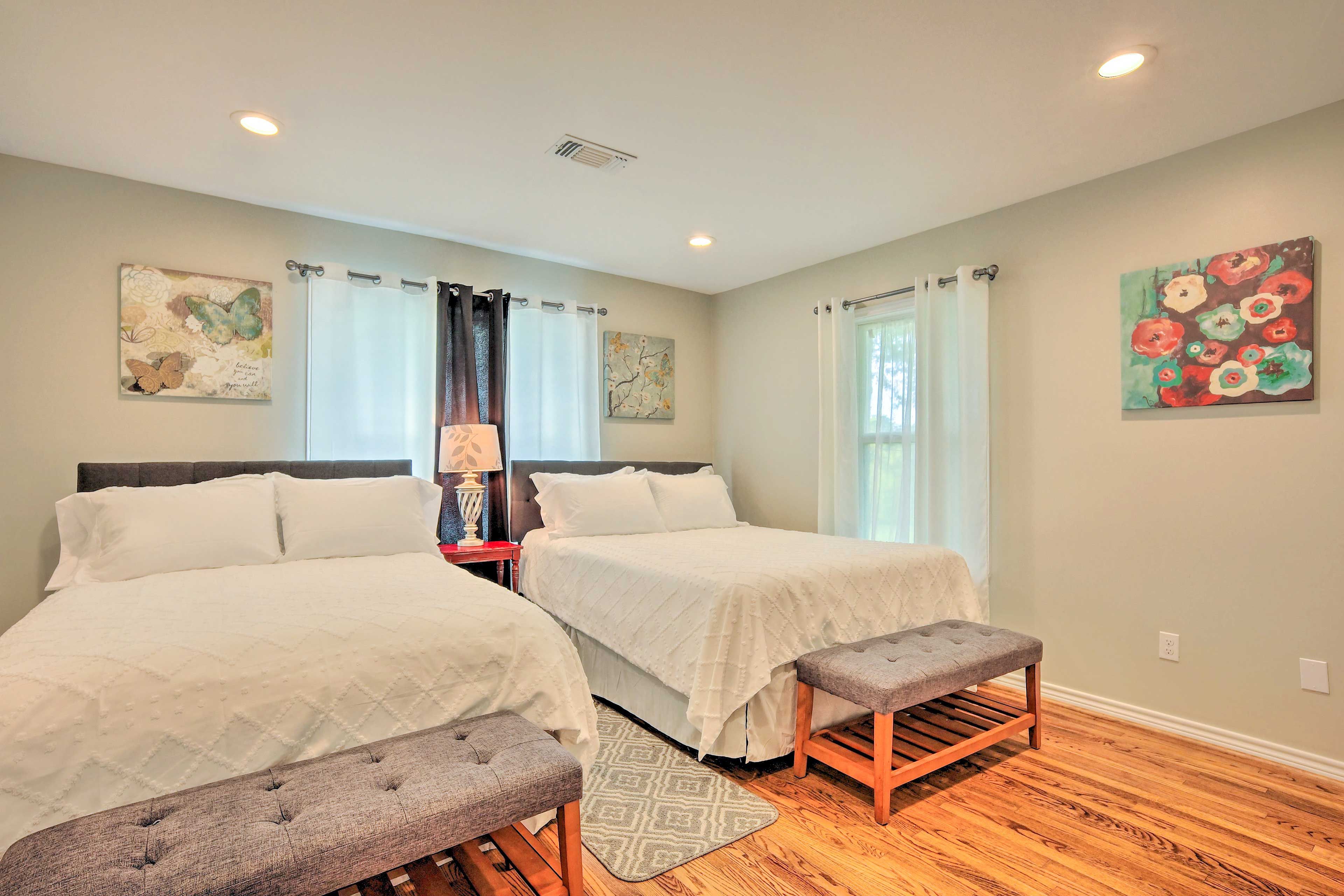 Bedroom 3 | Queen Bed | Full Bed