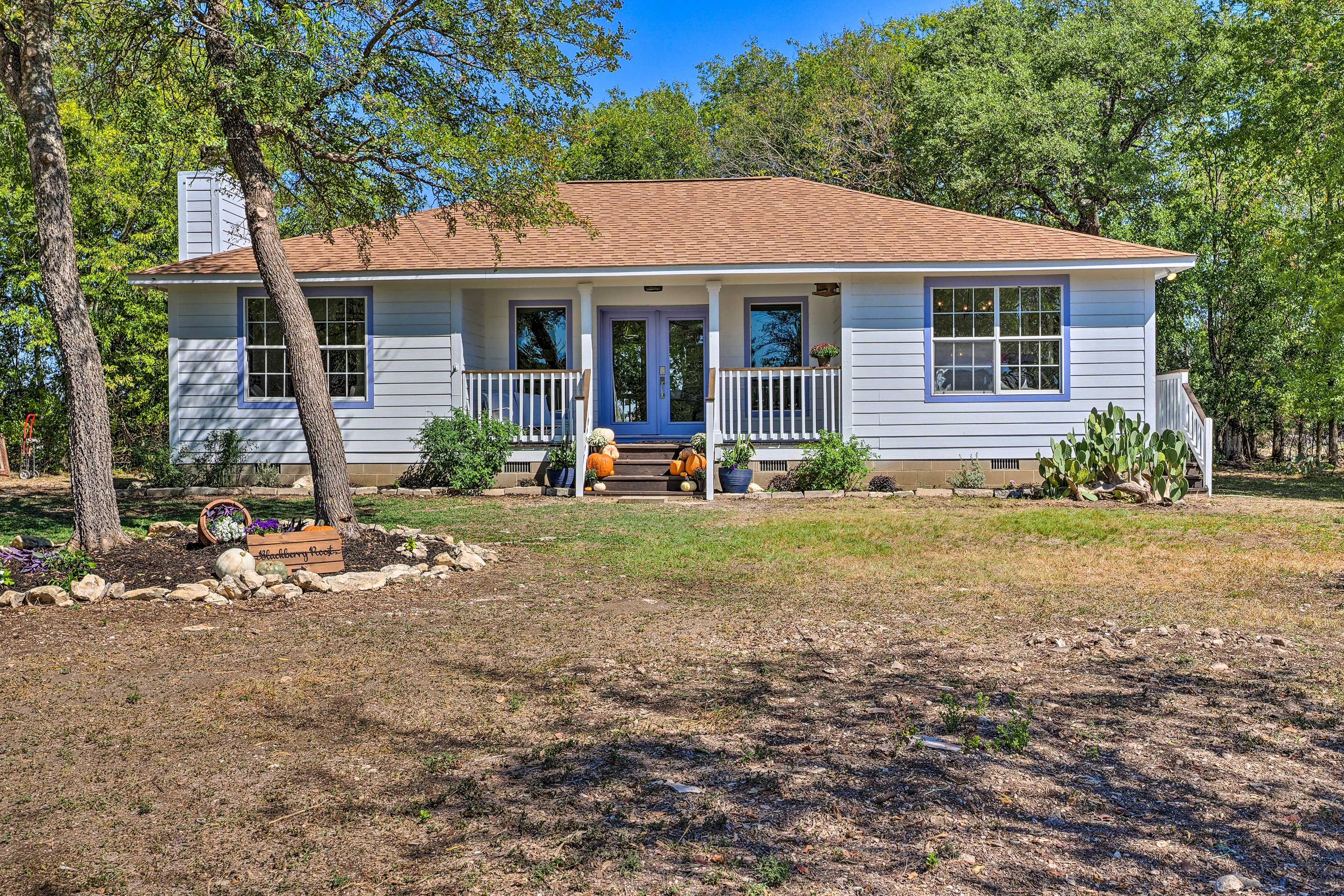 Salado Vacation Rental | 2BR | 2BA | Stairs Required | 1,550 Sq Ft