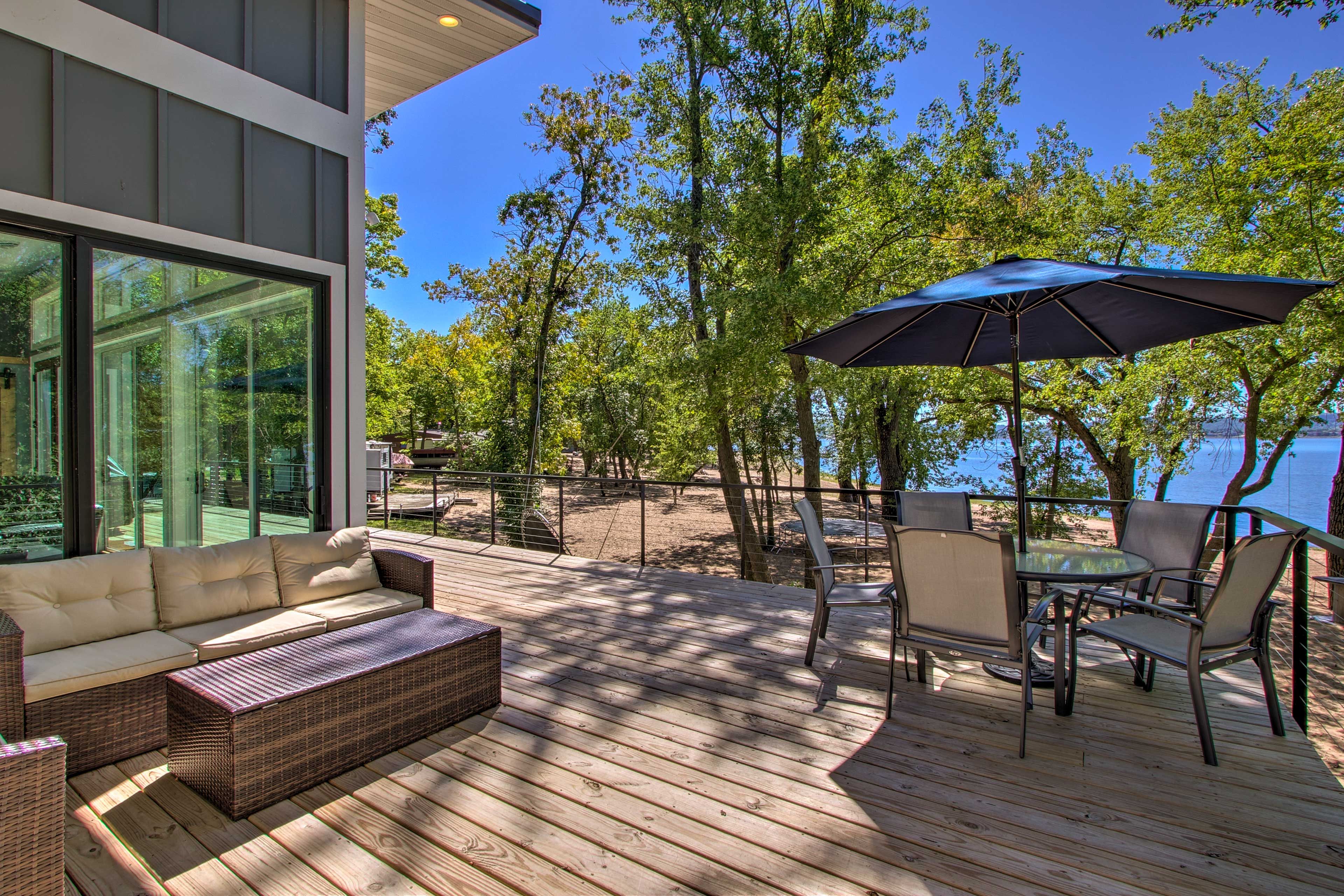 Spacious Deck