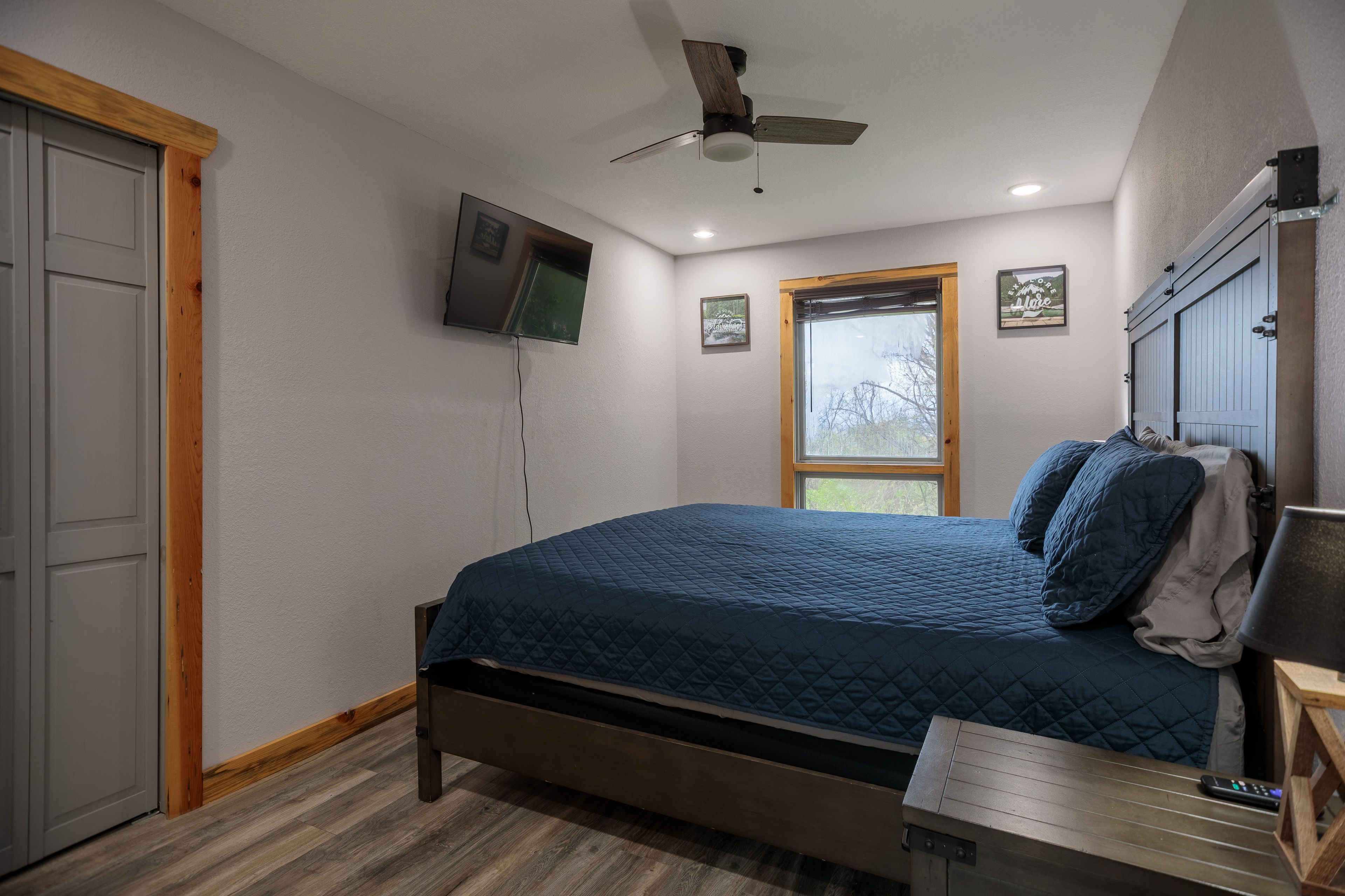 Bedroom 3 | King Bed