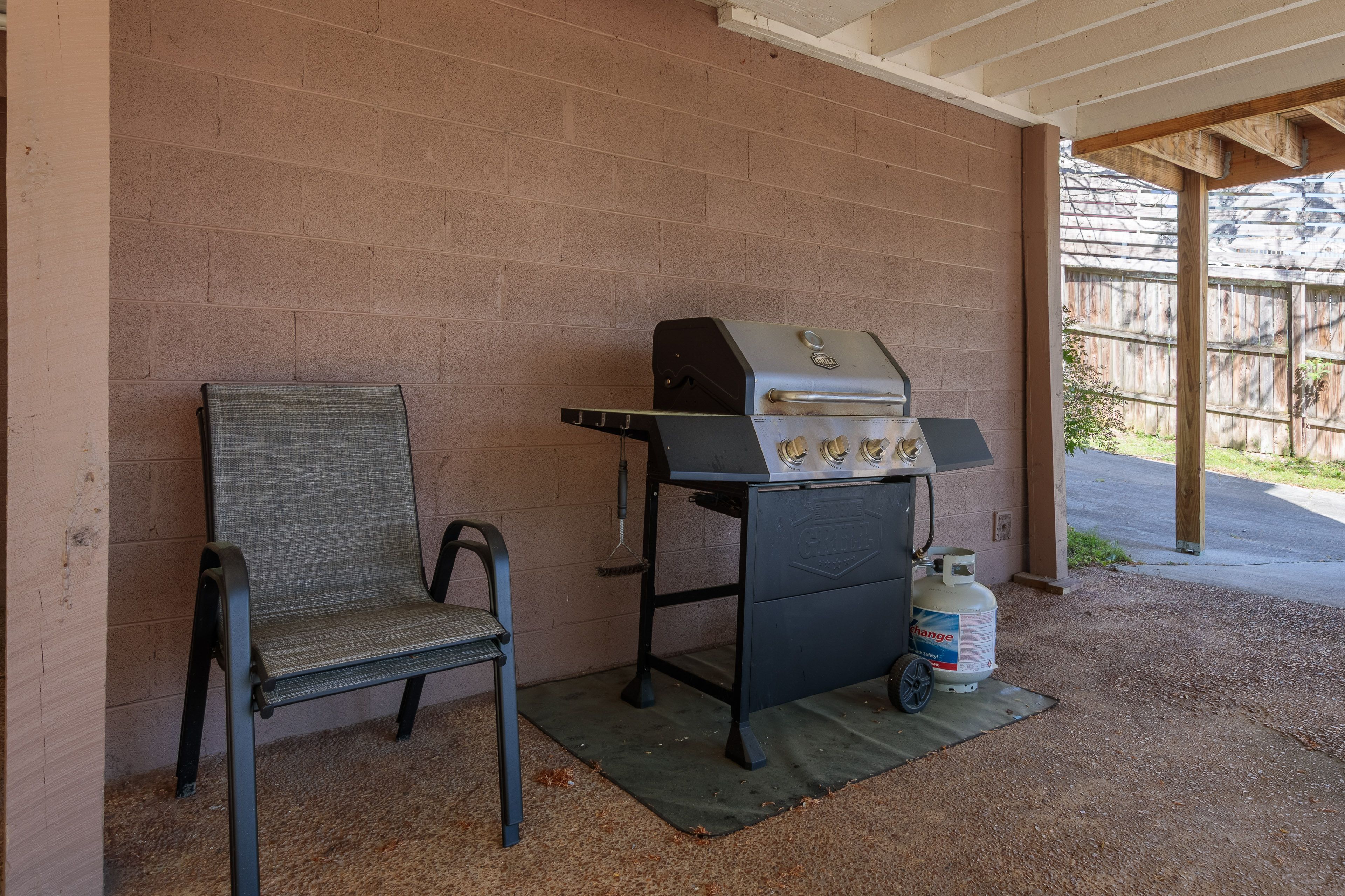 Covered Patio | Gas Grill