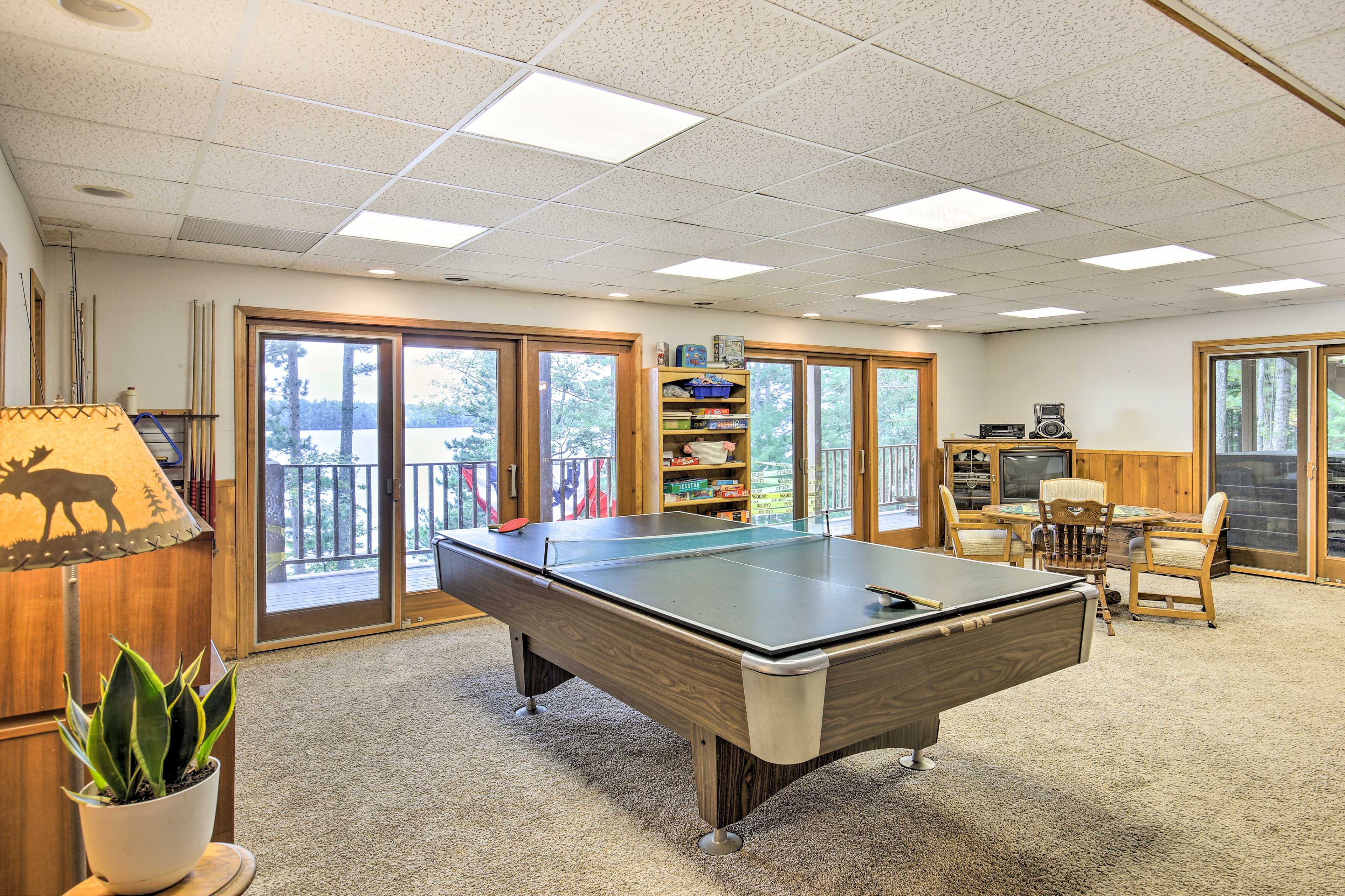 Game Room | Pool/Ping Pong Table | Poker Table | DVD Player