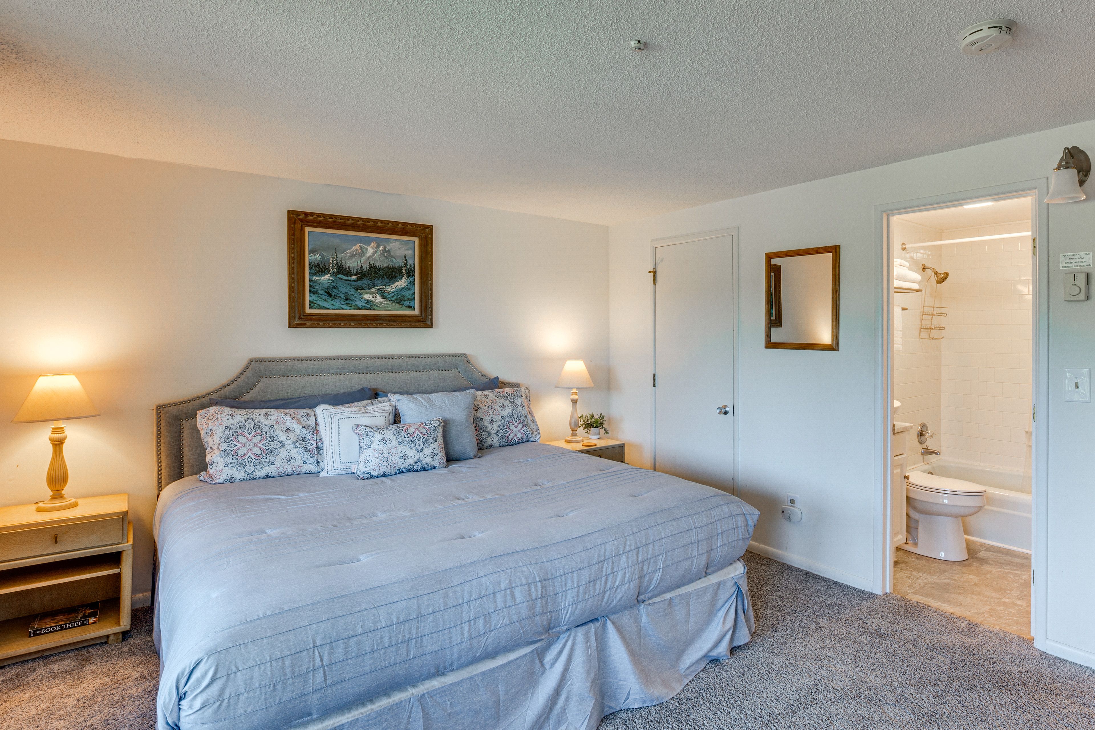 Bedroom 1 | 1st Floor | King Bed | Linens Provided | Smart TV w/ Cable