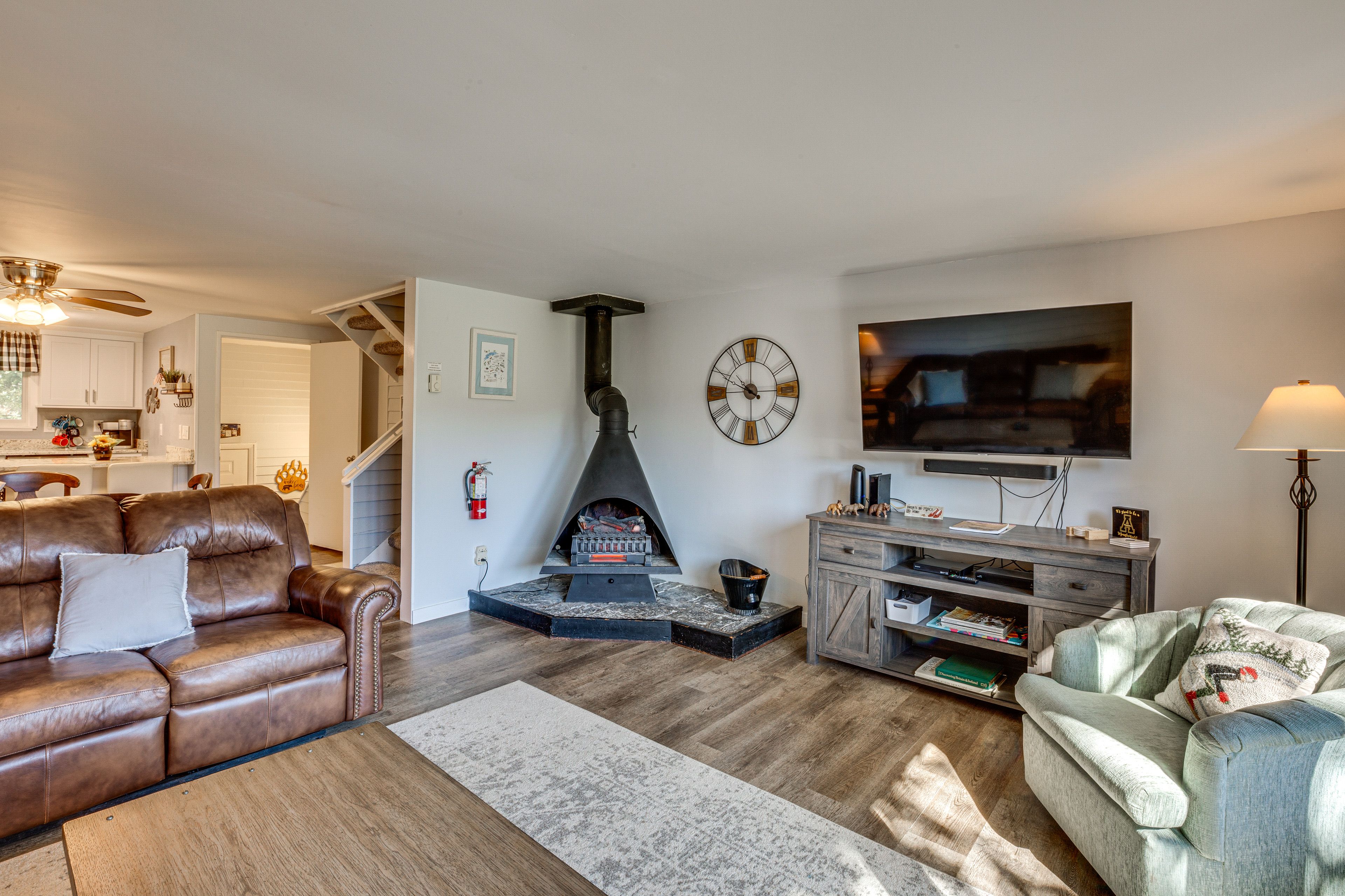 Sugar Mountain Vacation Rental | 4BR | 4BA | Stairs Required | 1,977 Sq Ft