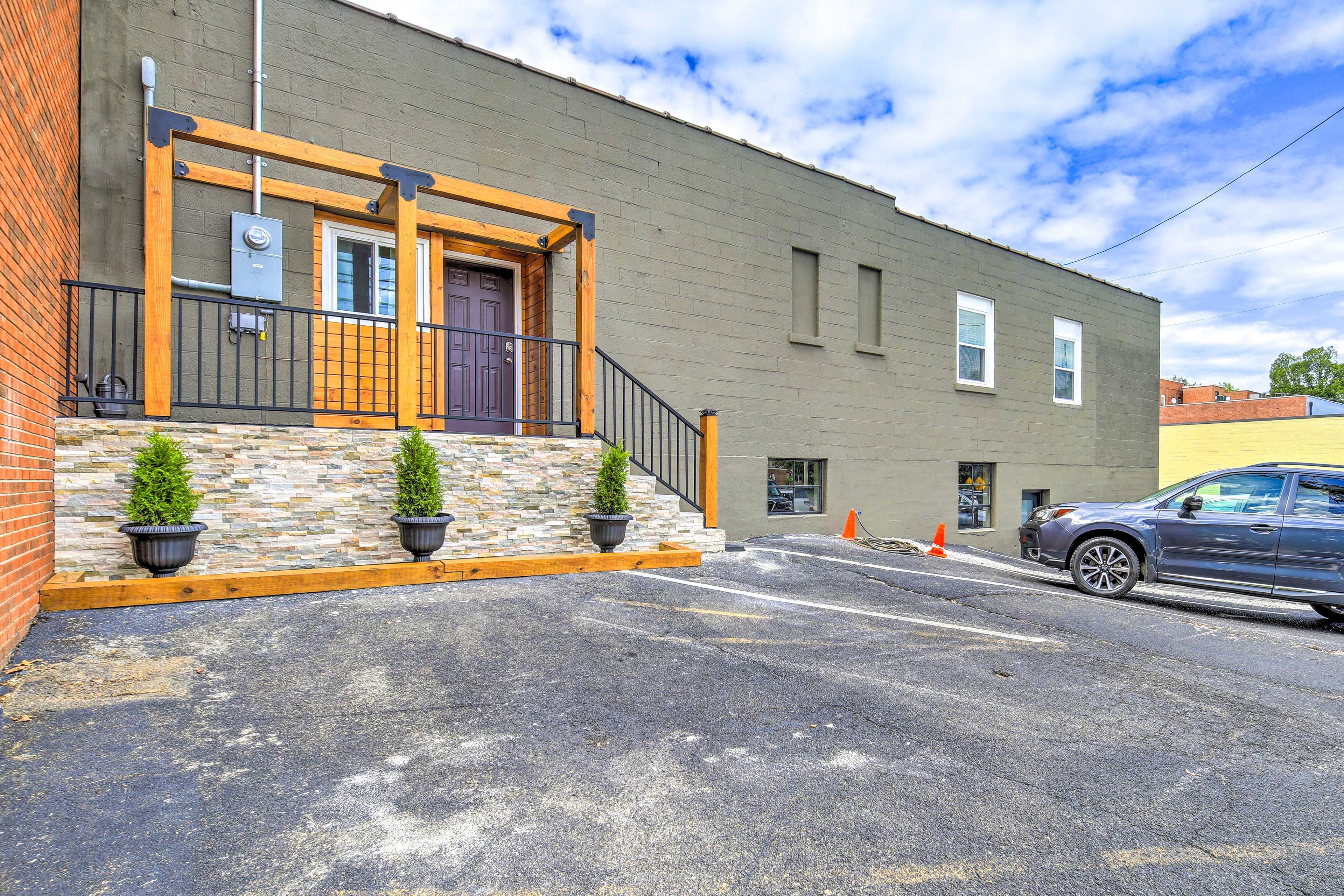 Parking | Public Parking Lot