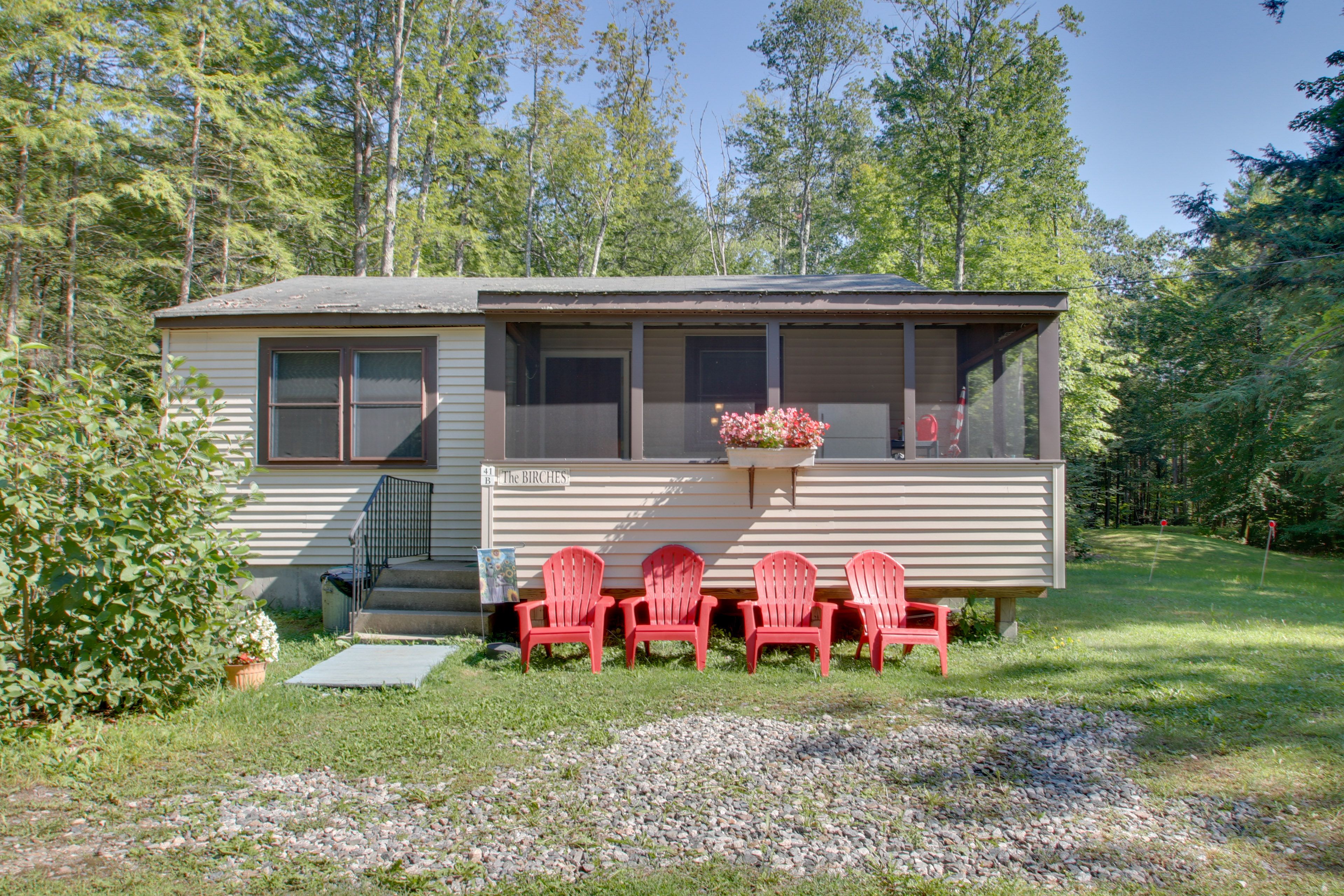 Exterior | Other Rental Cabins On-Site