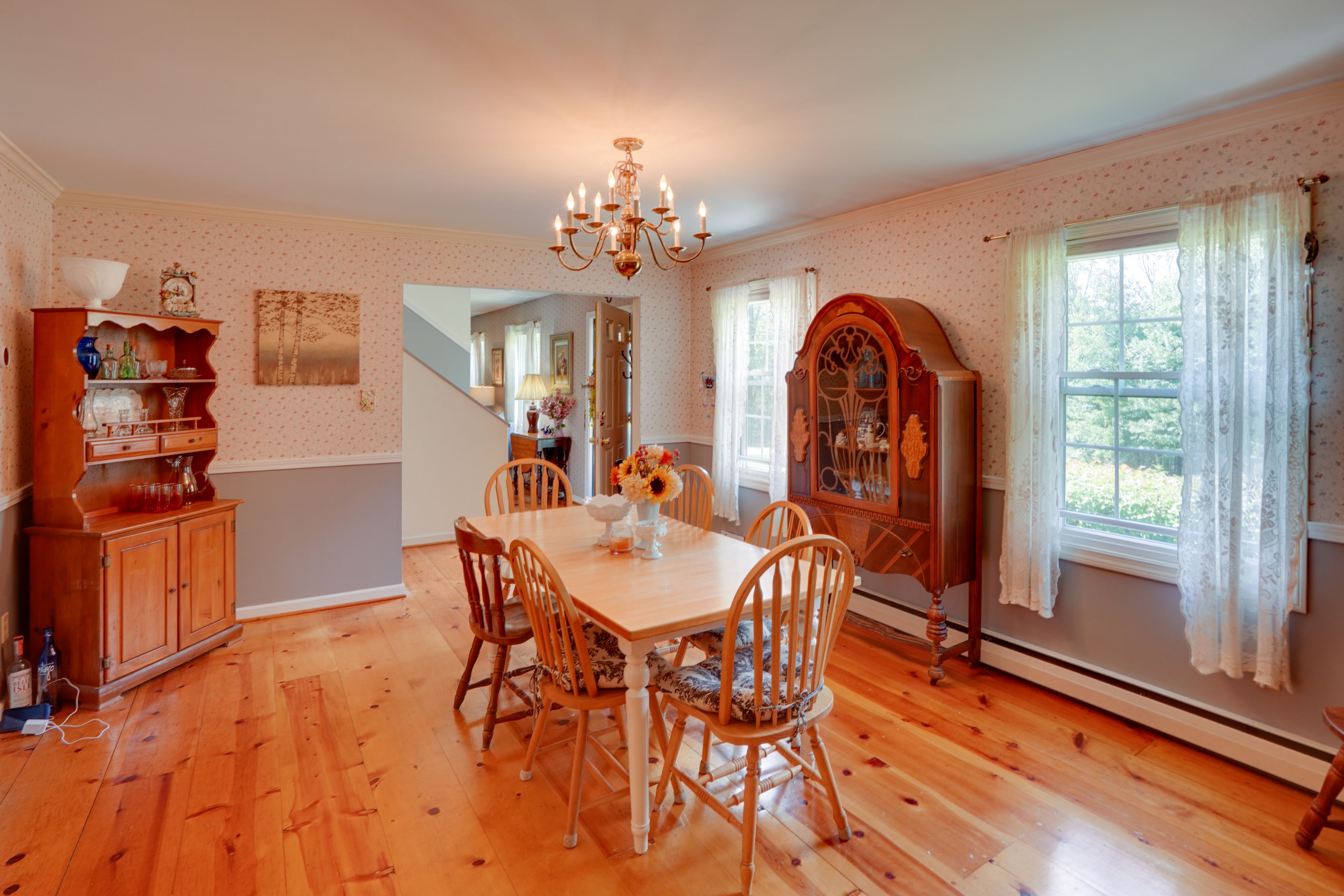 Dining Area | 1st Floor