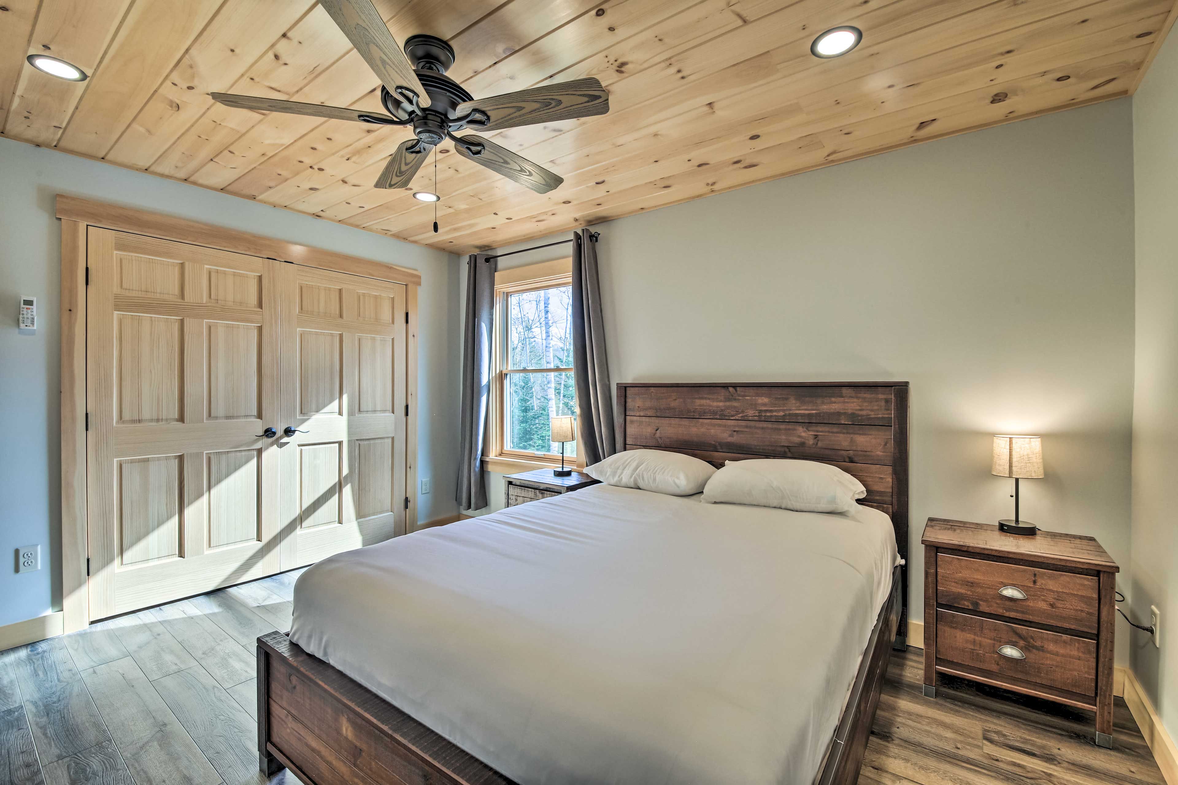 Bedroom 2 | Queen Bed | 2nd Floor