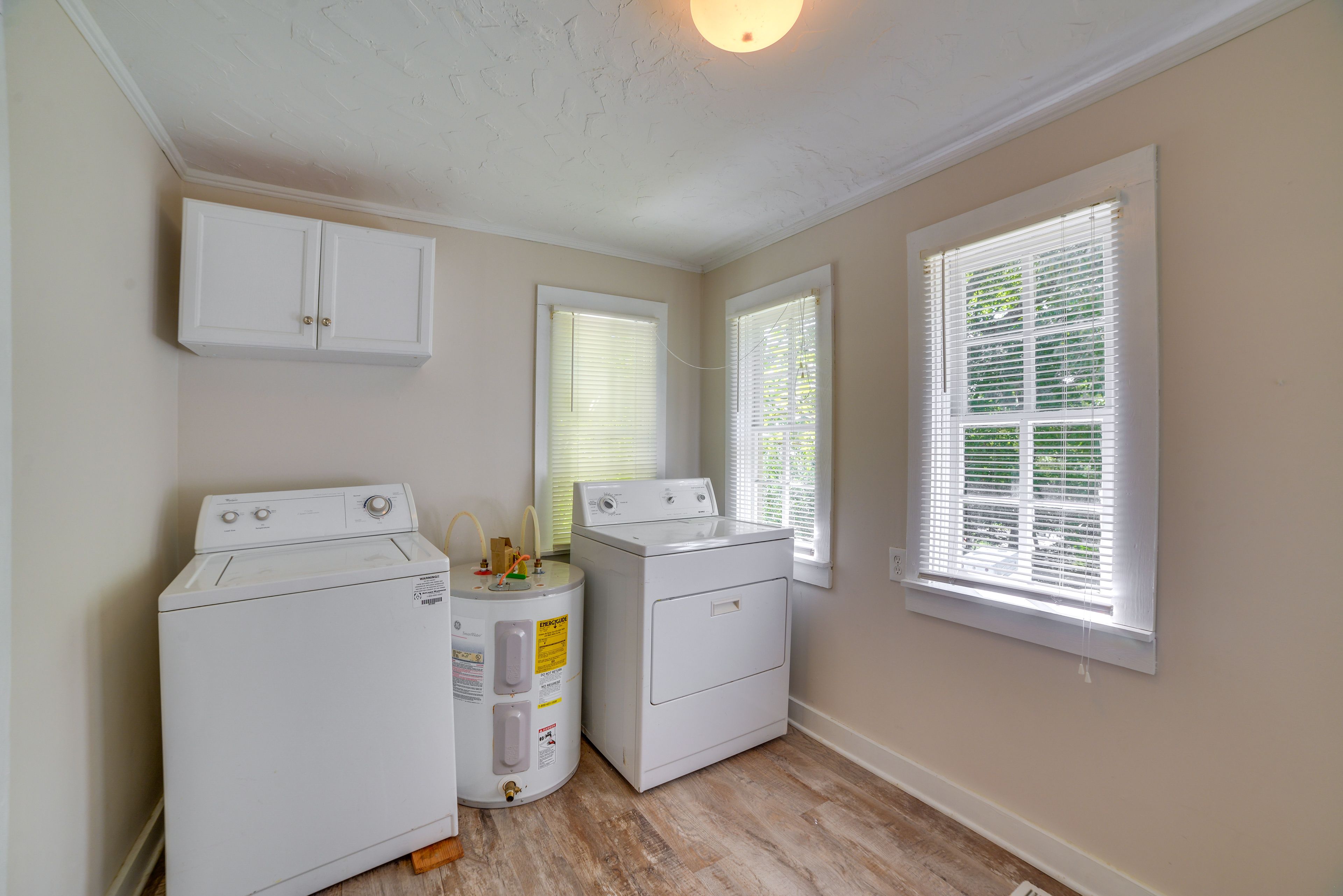 Laundry Area | Main Level