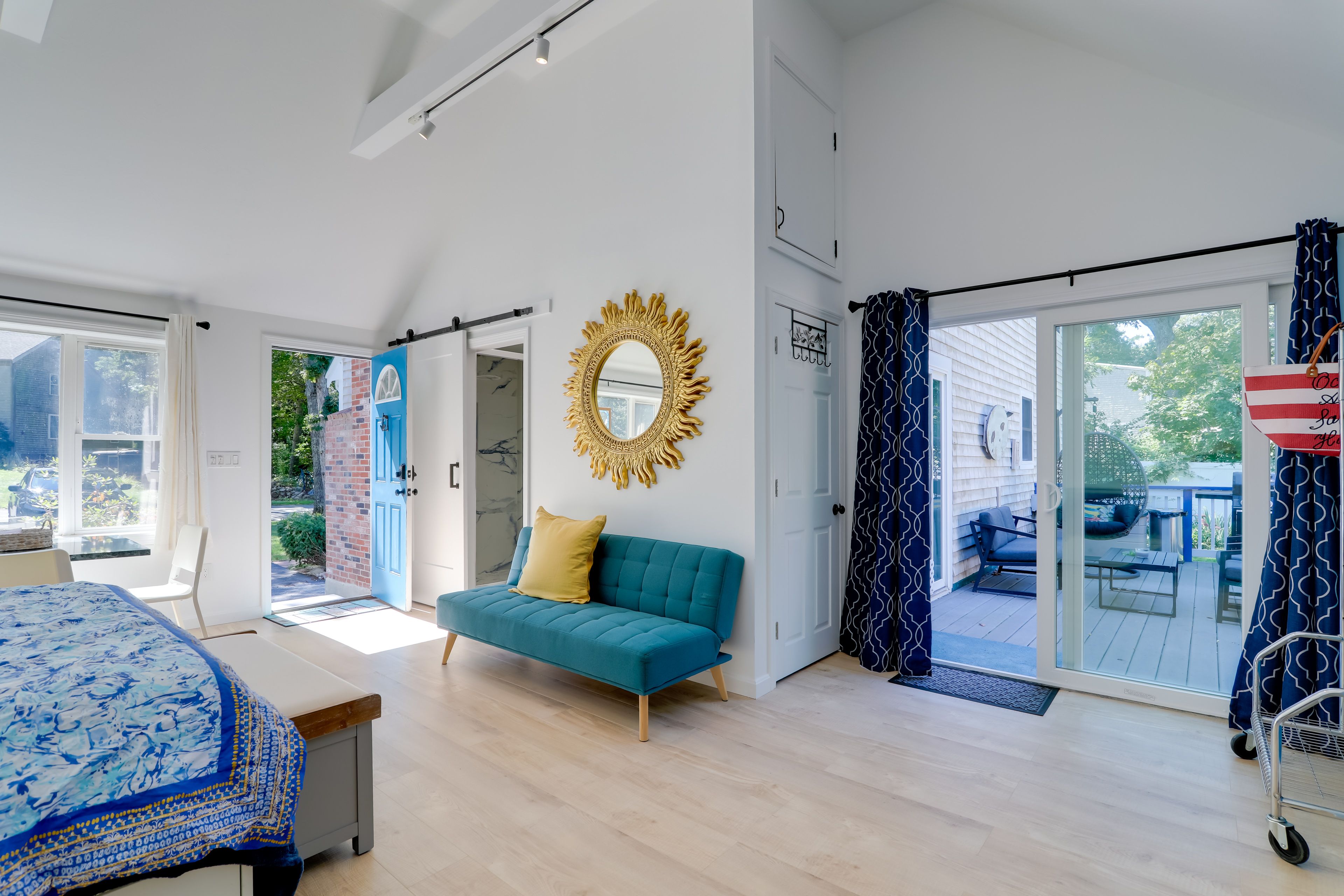 Living Area | Washer & Dryer | Detergent Provided