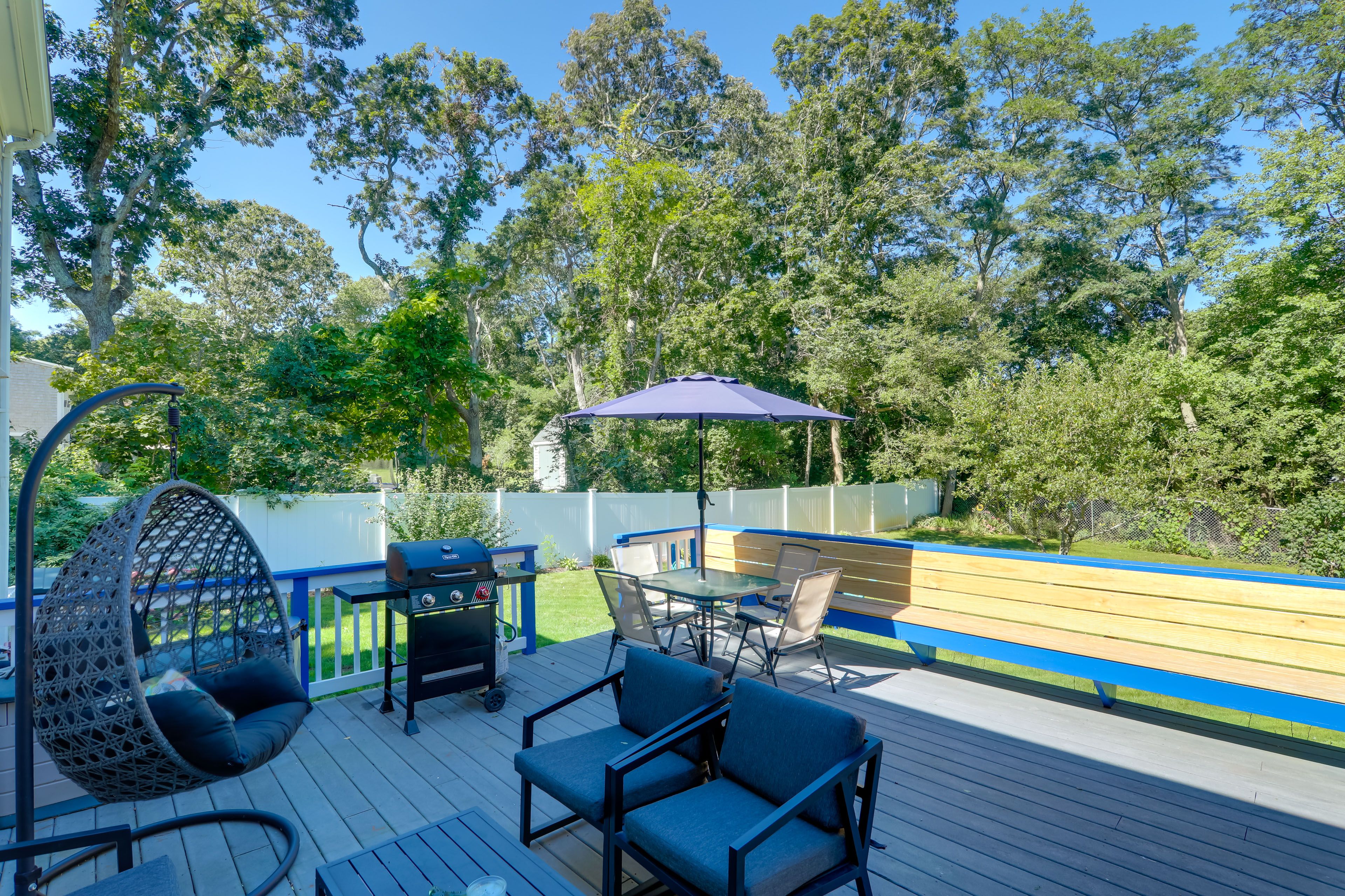 Shared Deck | Beach Chairs, Towels & Umbrella | Hammock