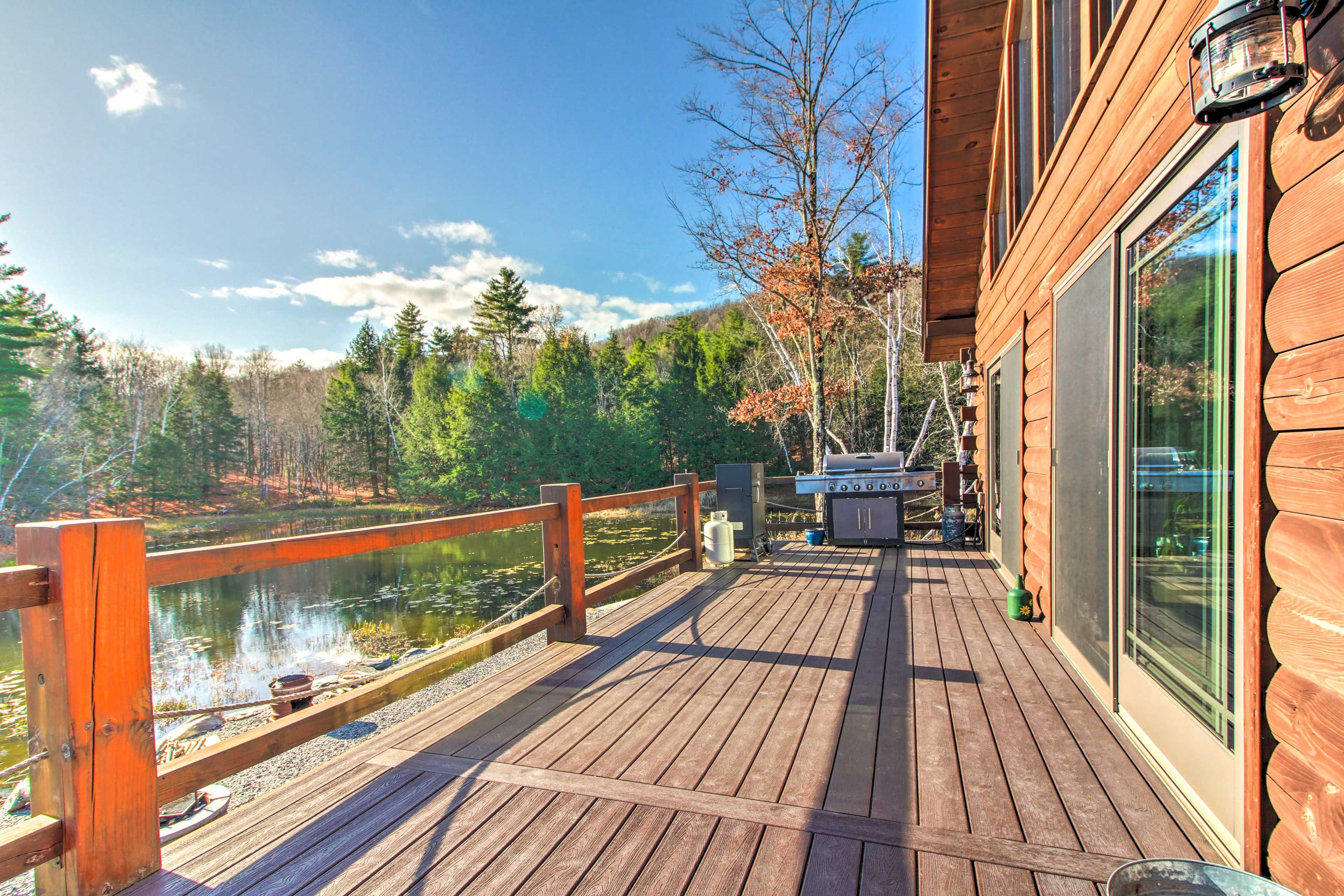 Deck | Gas Grill | Pond Views