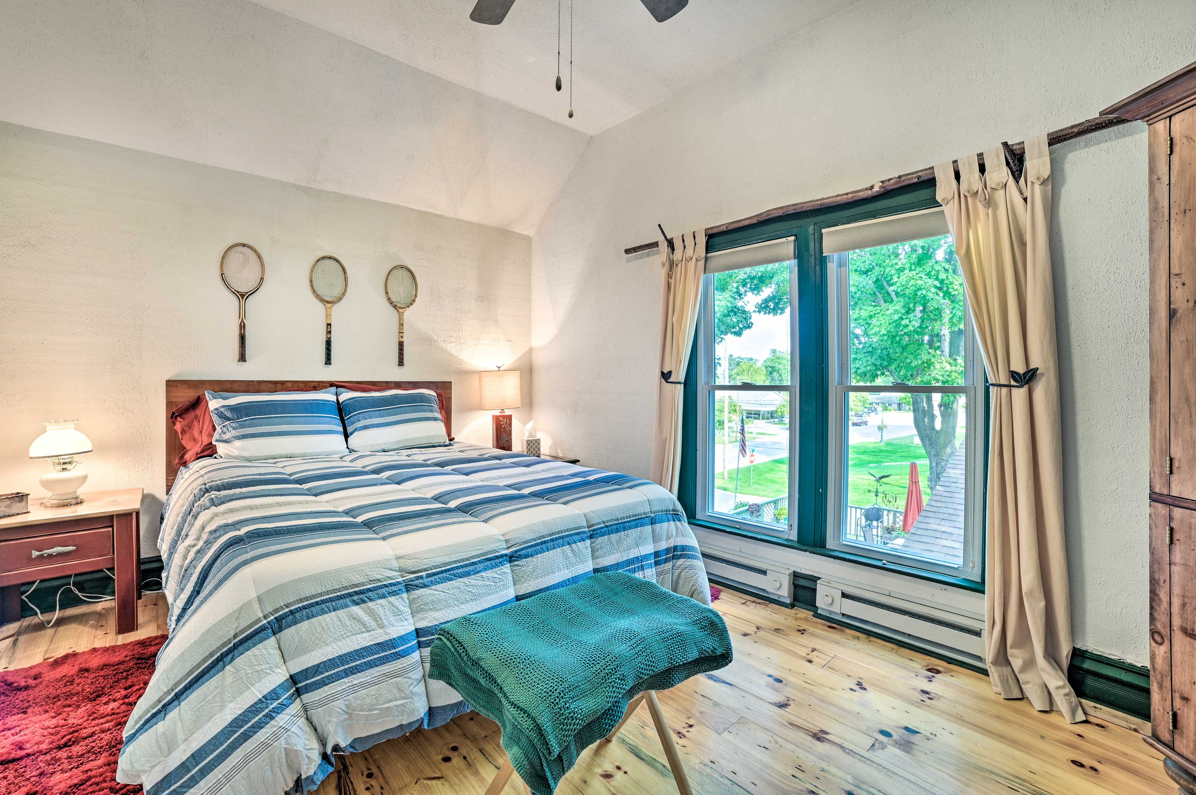 Bedroom 3 | Queen Bed | 2nd Floor