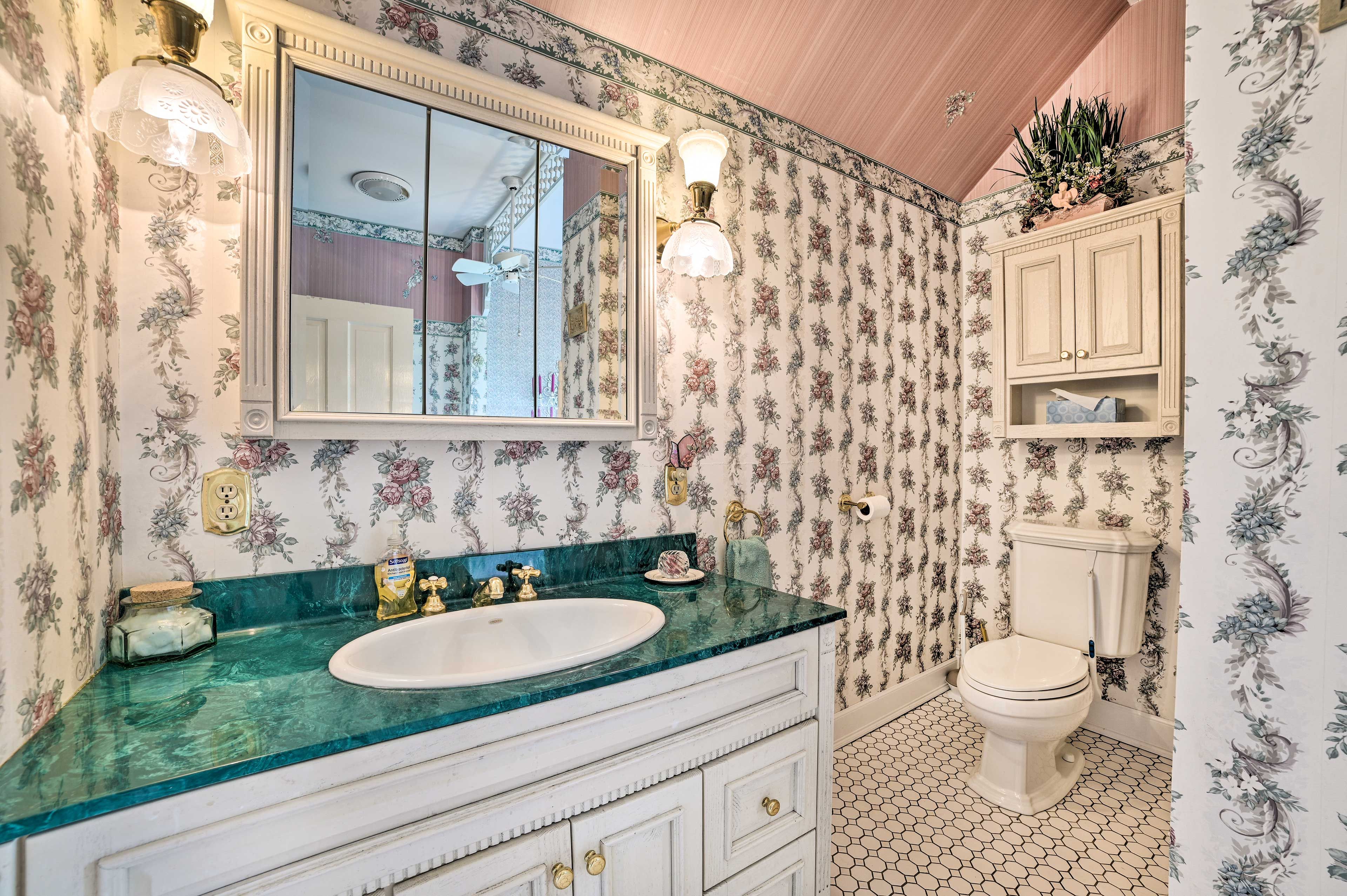Full Bathroom