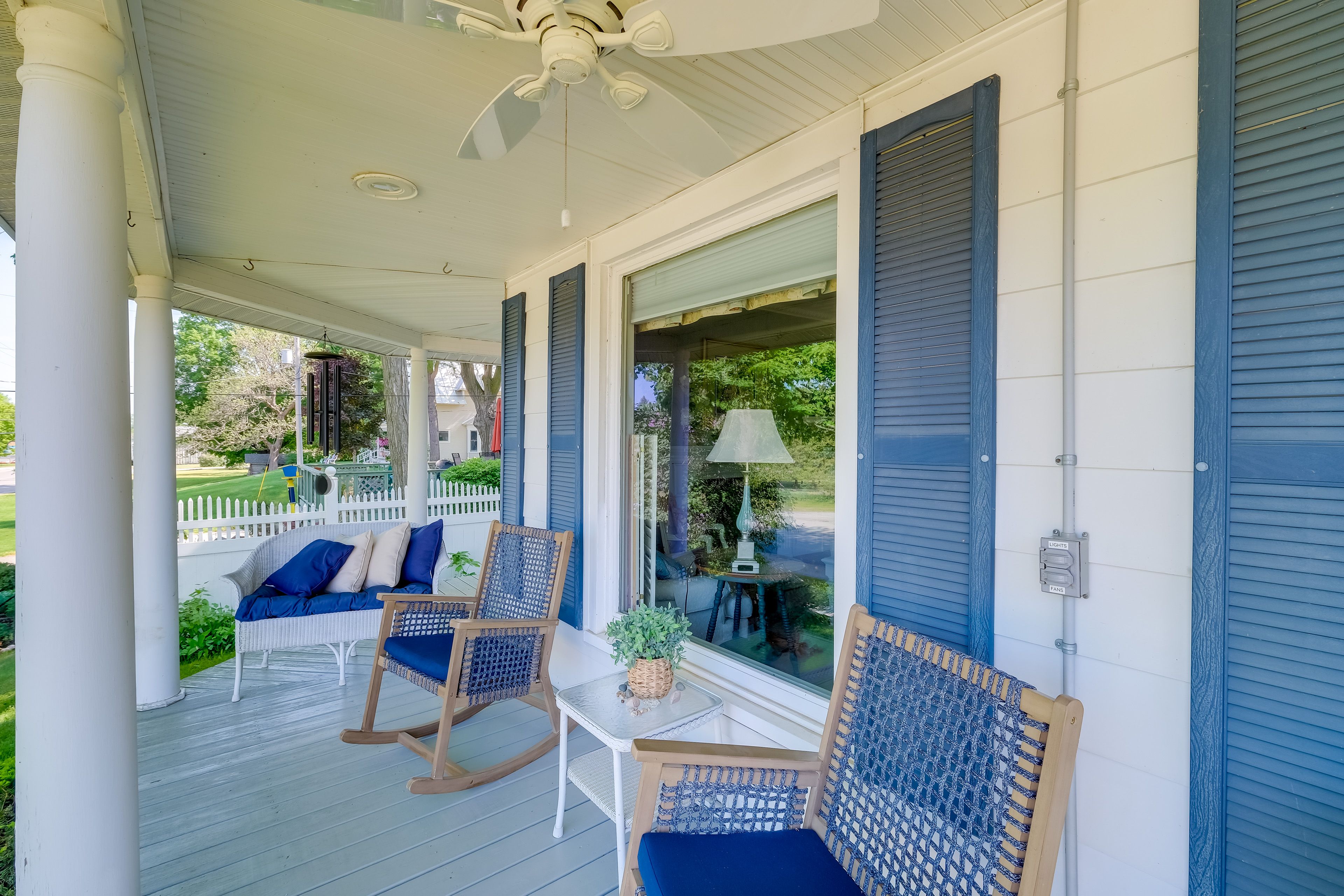 Wraparound Porch