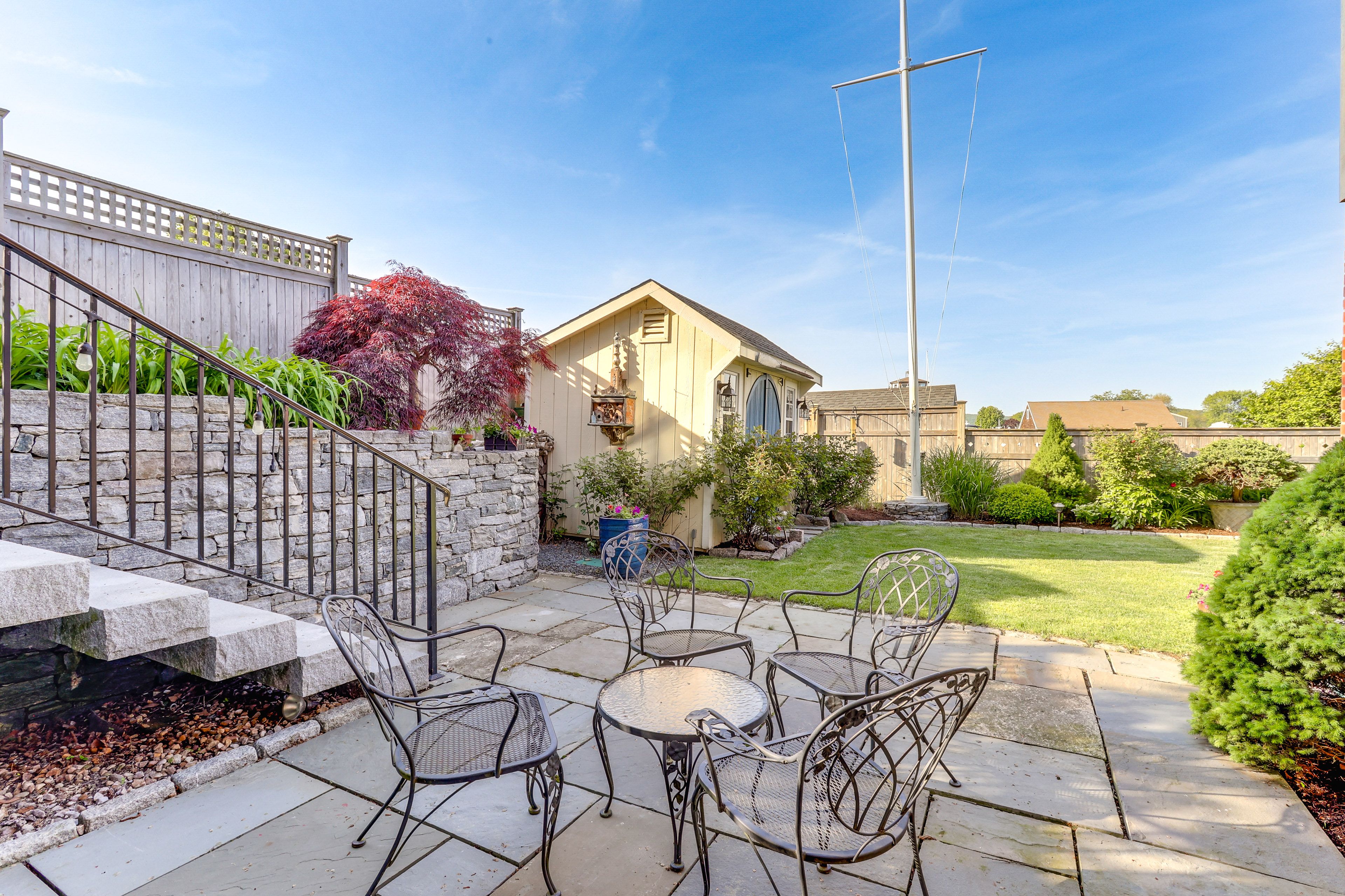Exterior | Patio | Outdoor Dining | Gas Grill