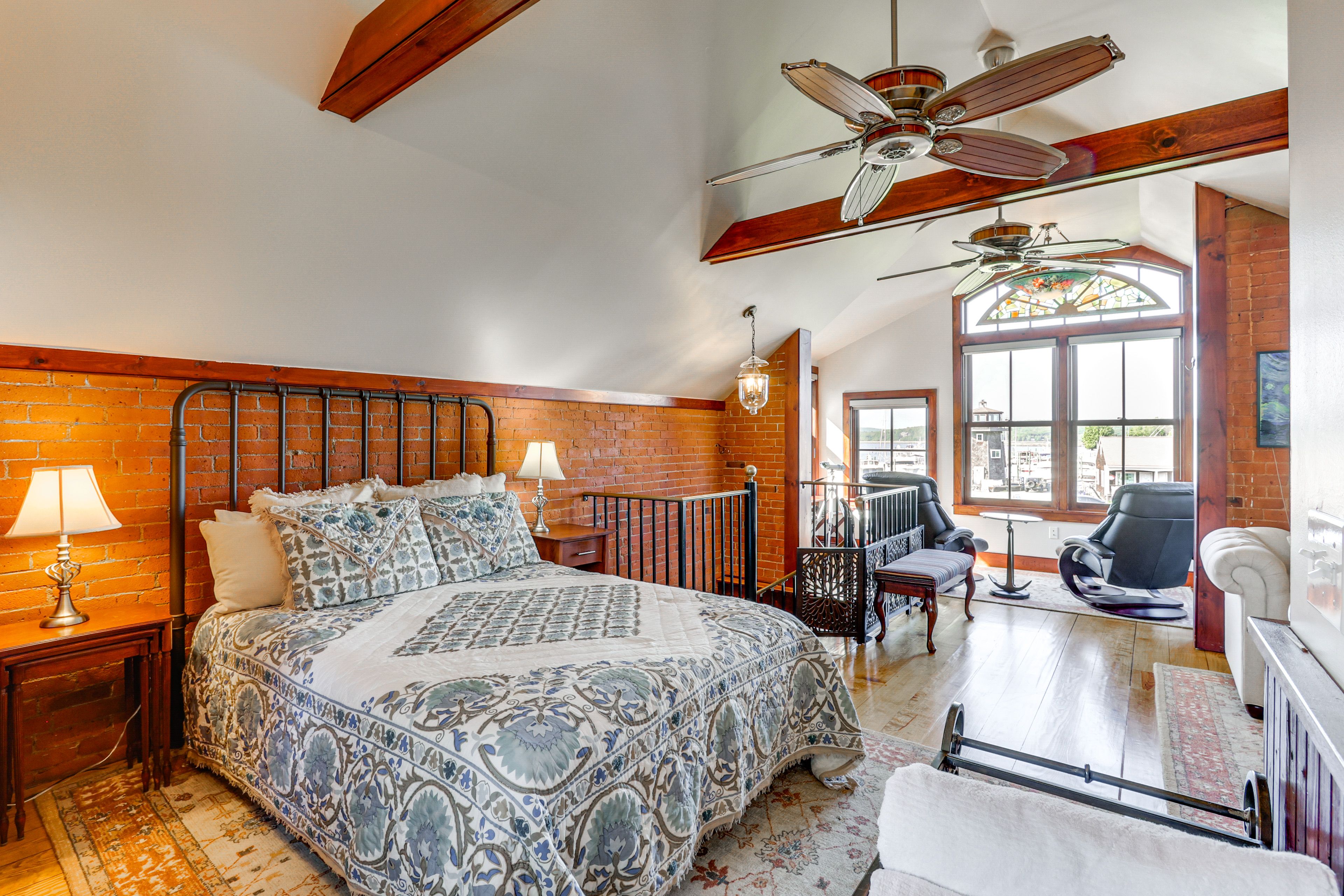 Bedroom | Queen Bed | Stairs Required | En-Suite Bathroom | Seating Area