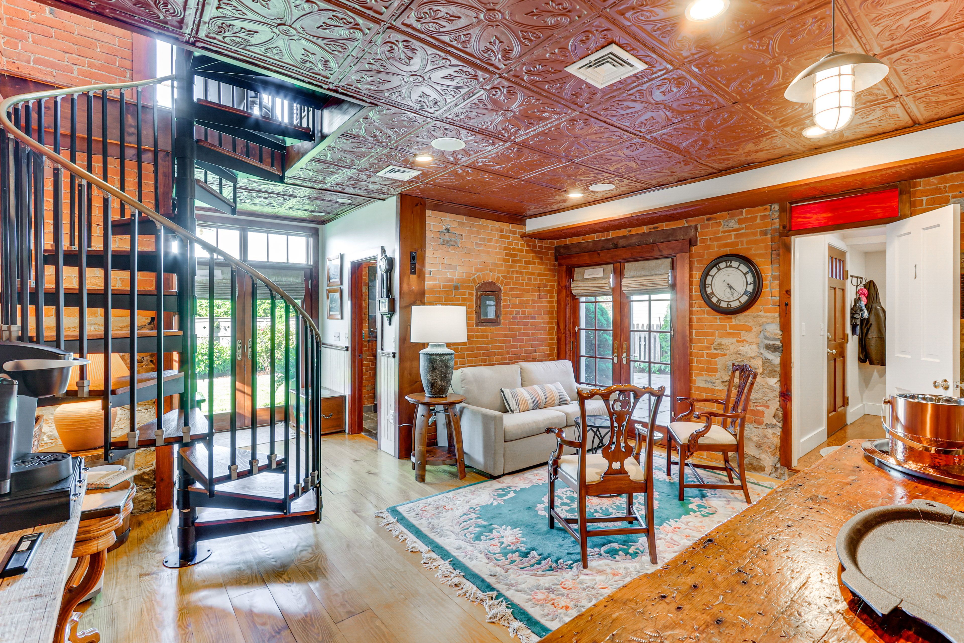 Essex Vacation Rental | 1BR | 2BA | 900 Sq Ft | Access Only By Stairs