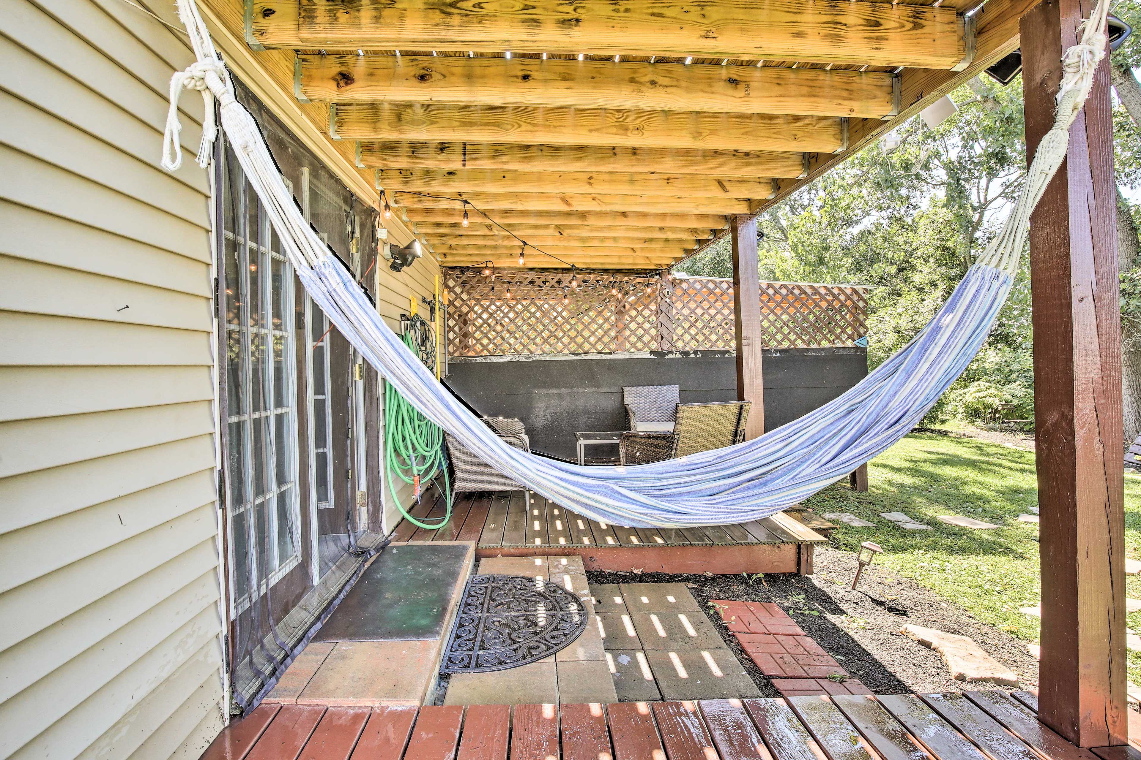 Patio | Sitting Area | Hammock
