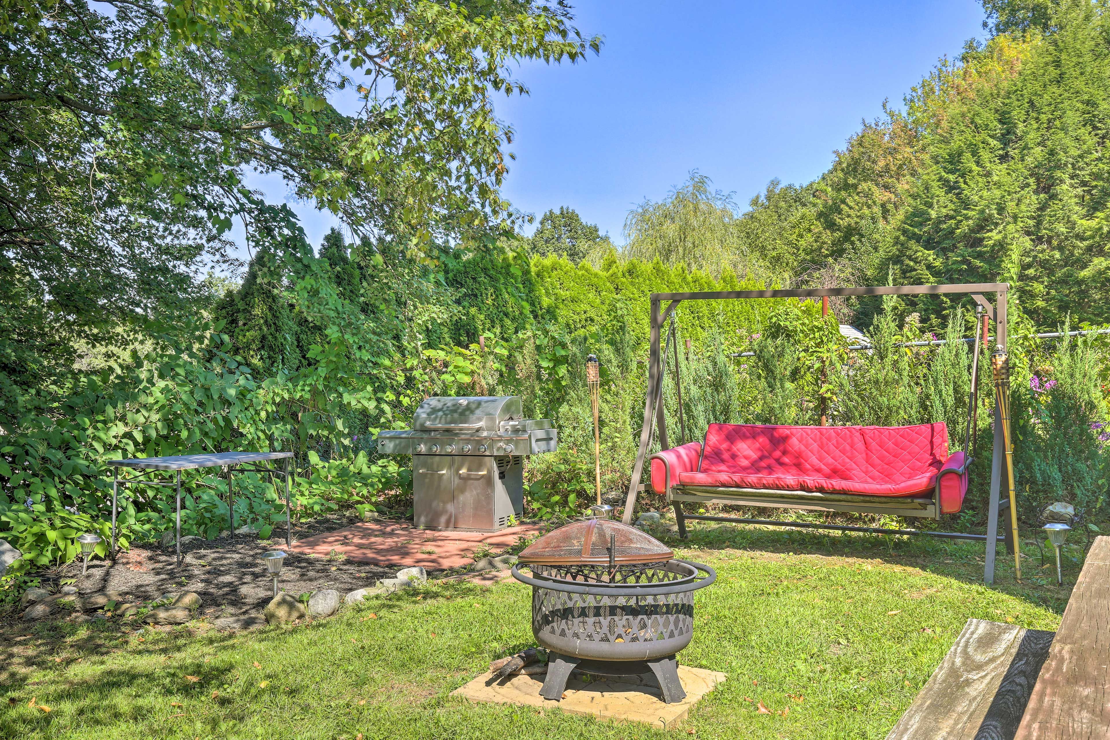 Waterbury Vacation Rental | 4BR | 1.5BA | Stairs Required | 1,590 Sq Ft