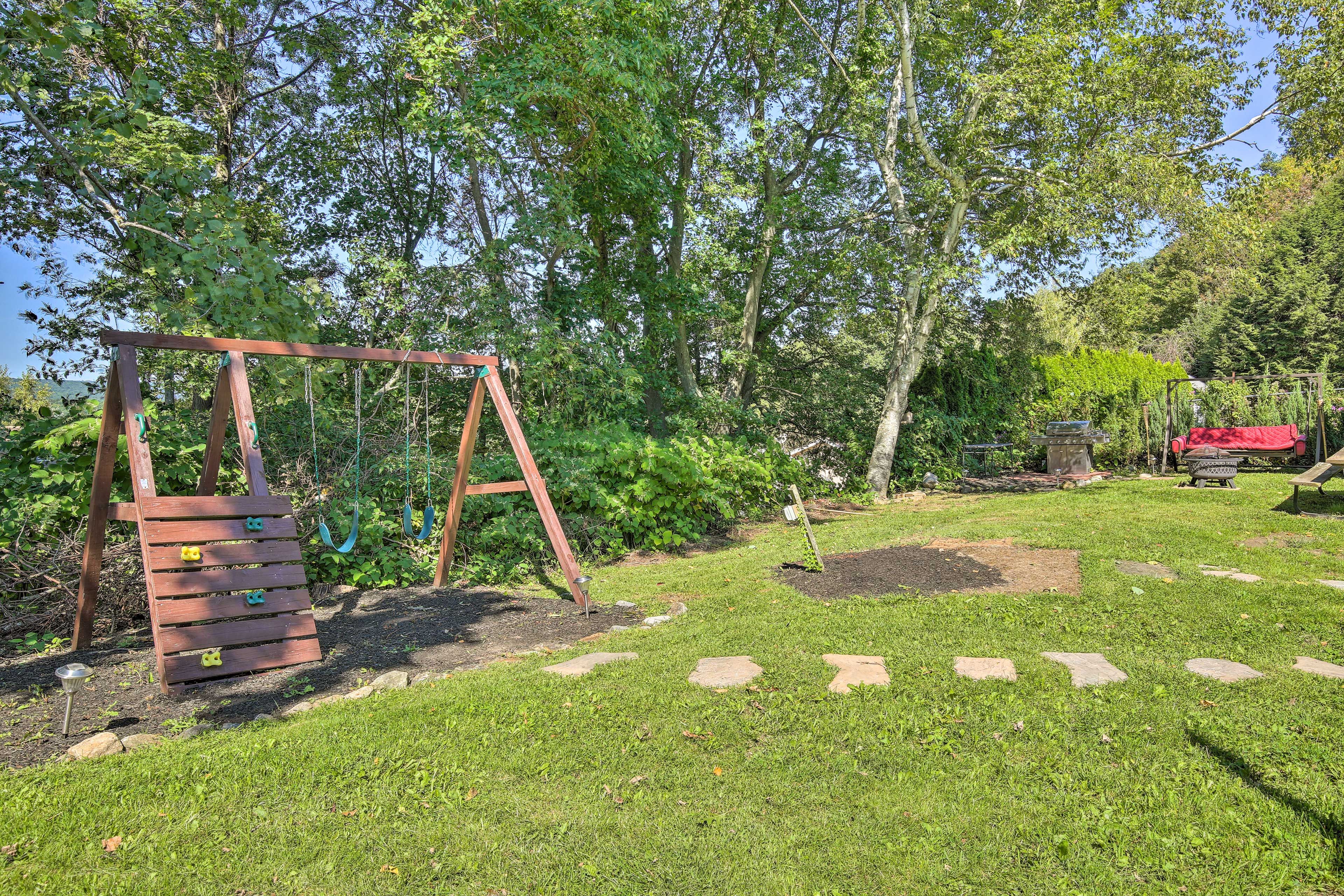 Backyard | Playground | Gas Grill | Fire Pit | Dining Area | Swing