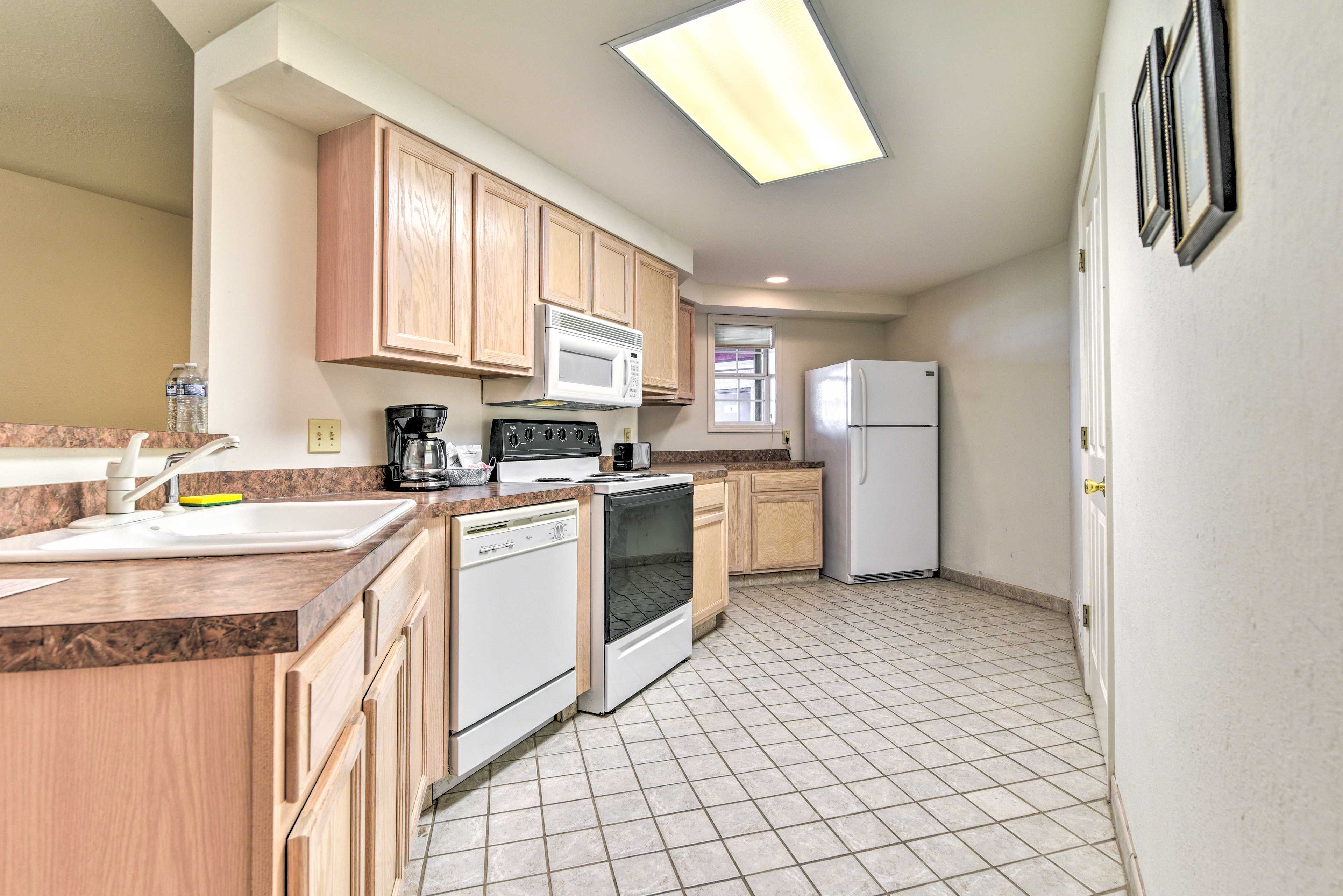 Kitchen | Basic Cooking Essentials | Coffee Maker | Toaster