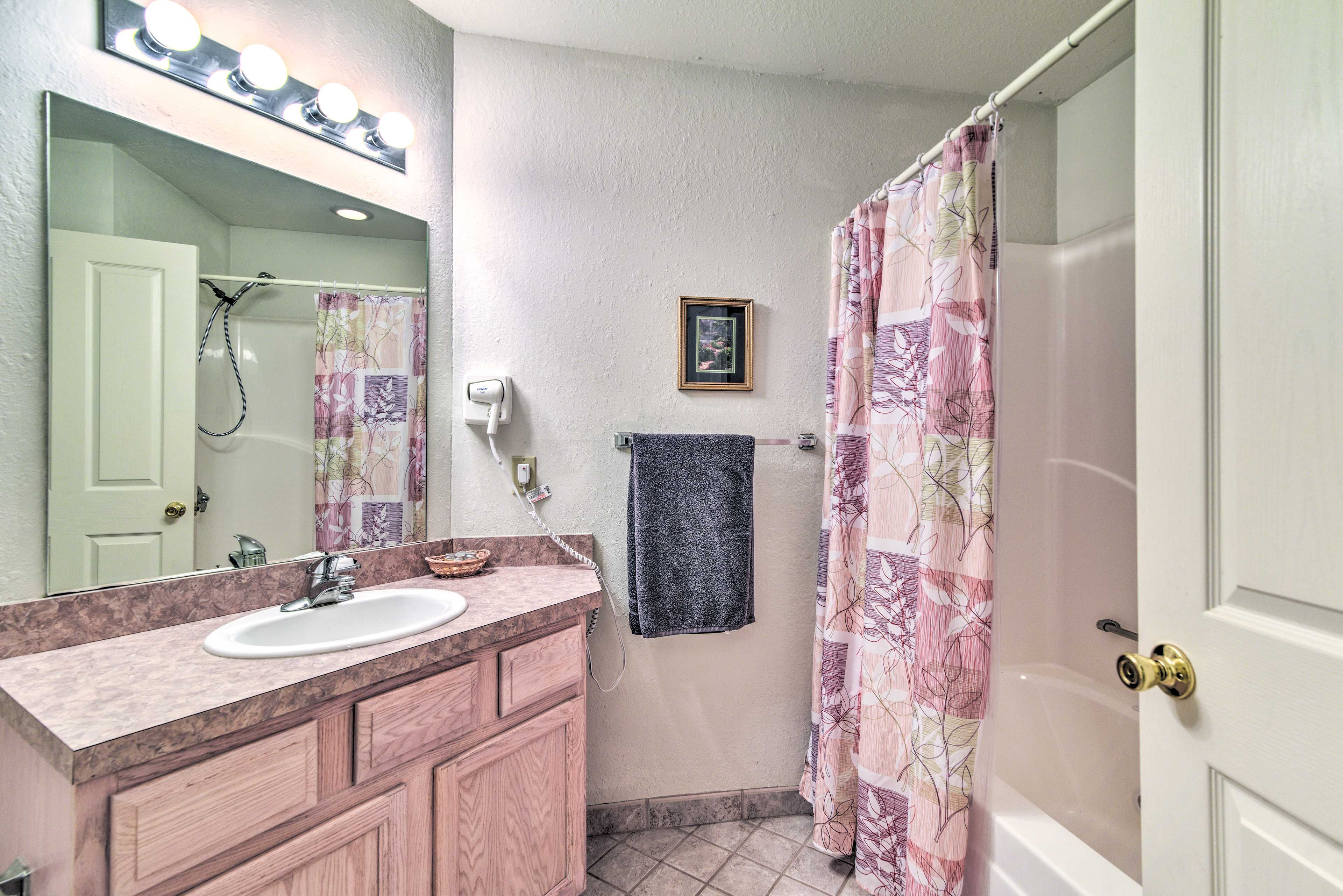 Full Bathroom