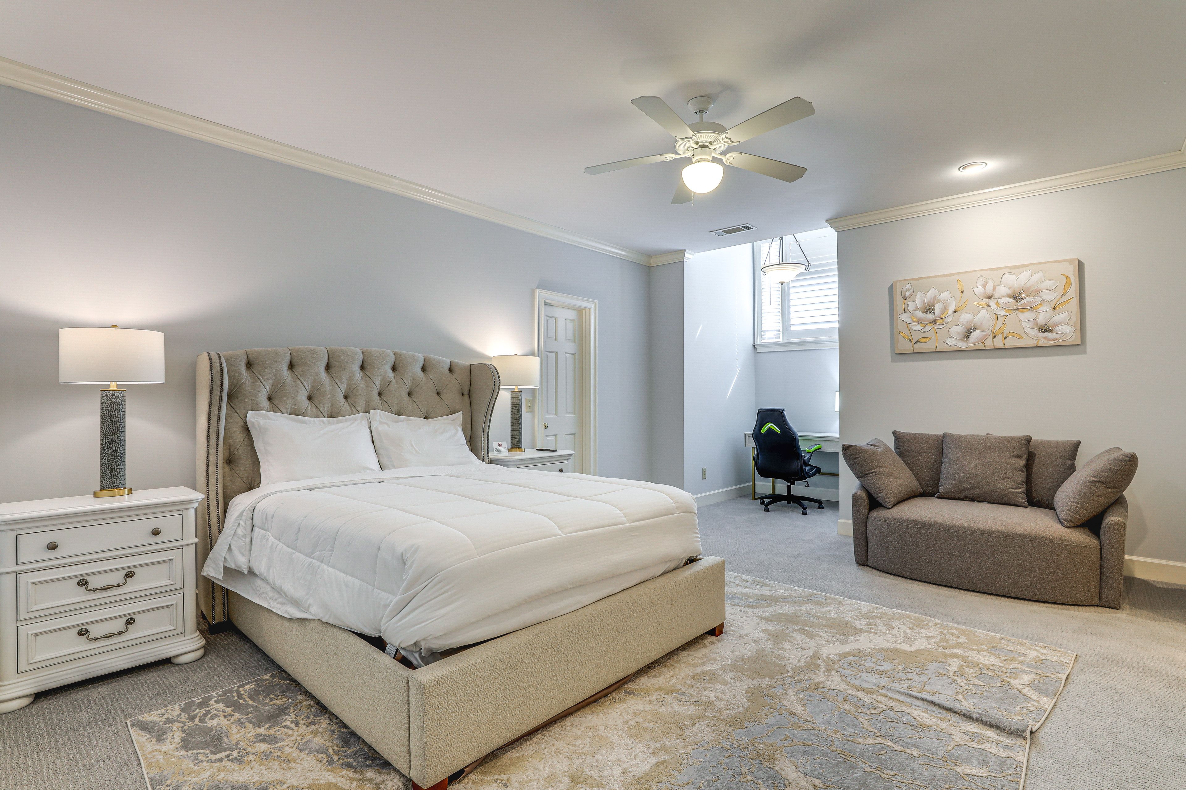 Bedroom 2 | Queen Bed