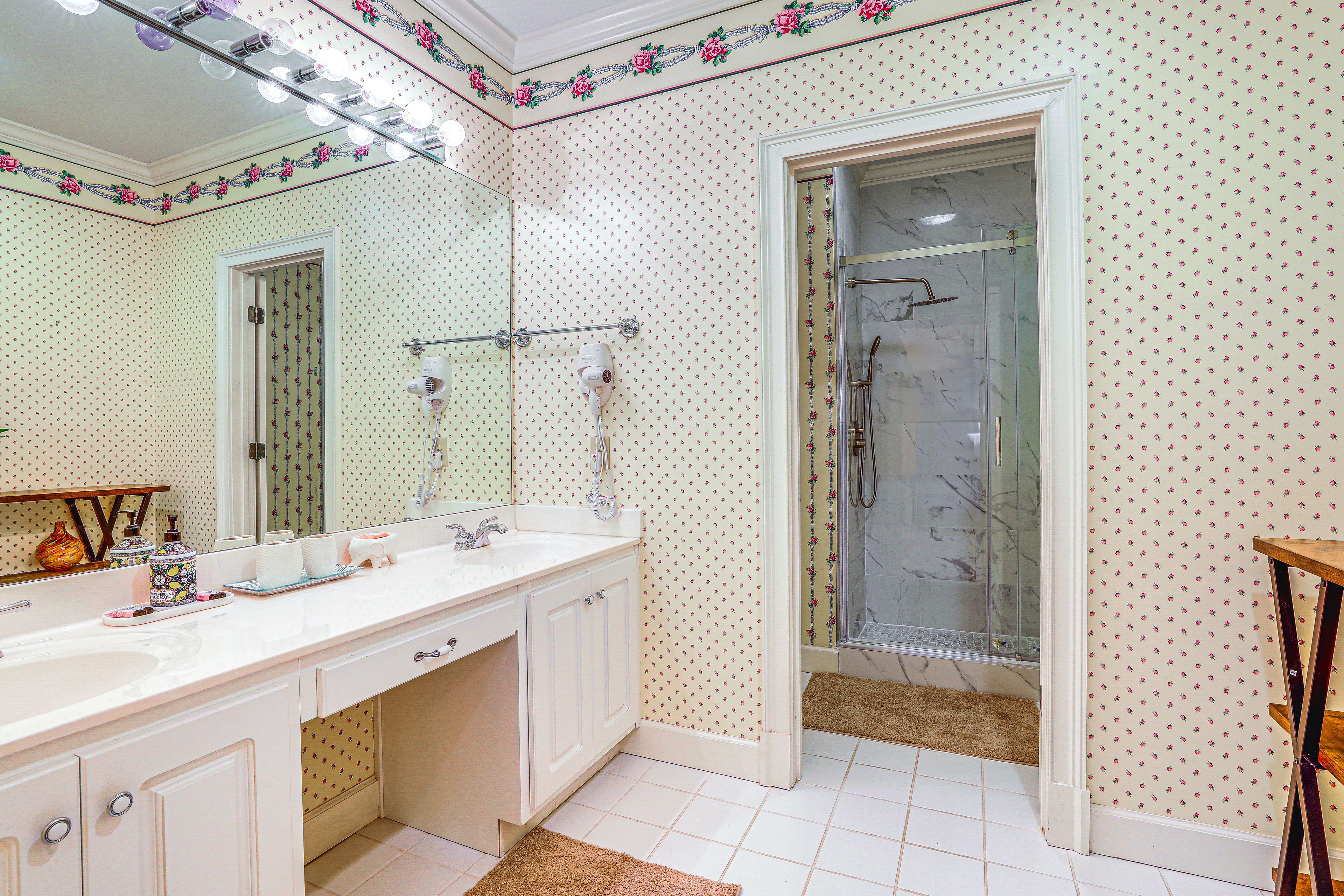 Full Bathroom