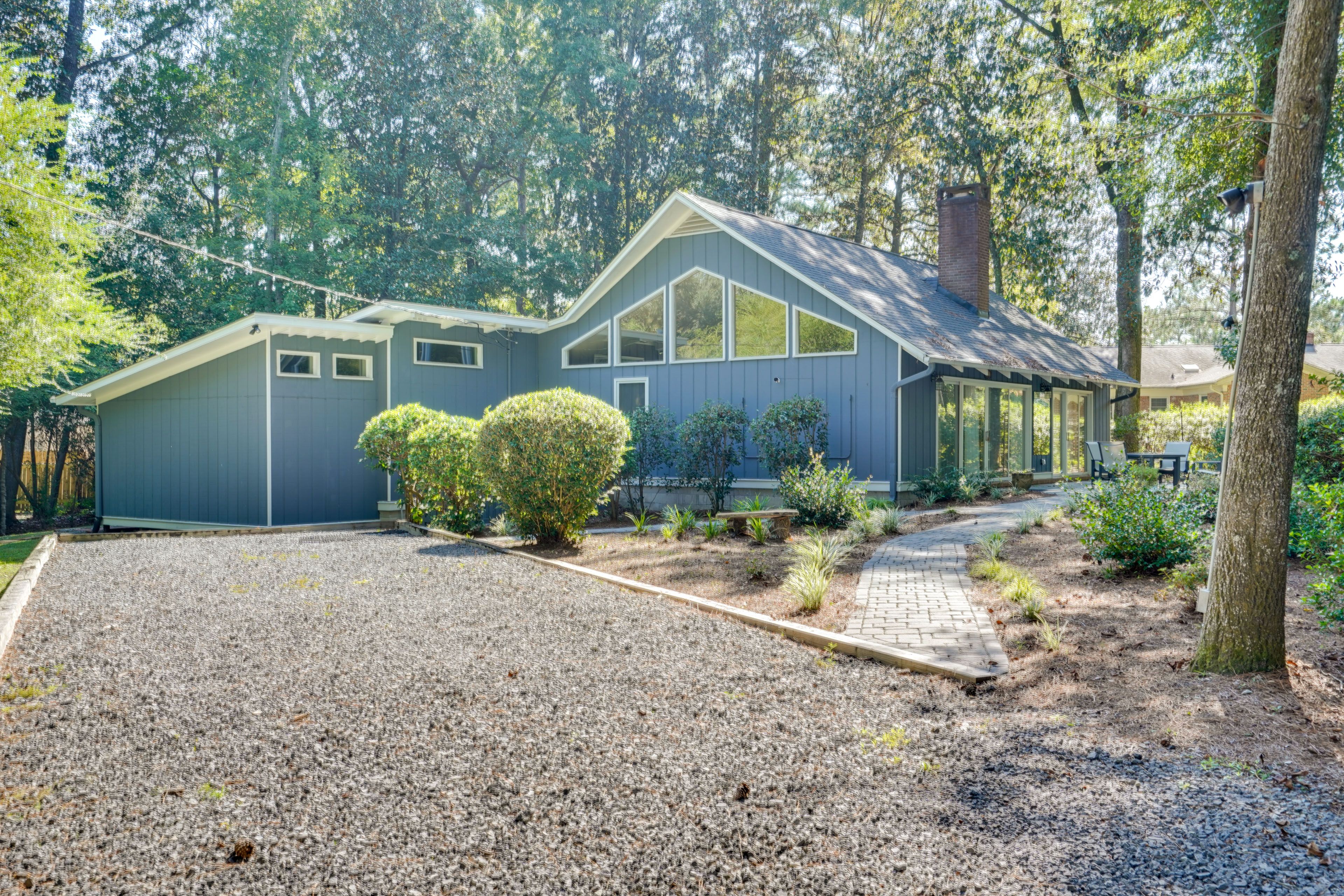 Summerville Vacation Rental | 2BR | 2BA | 3,000 Sq Ft | Step-Free Access