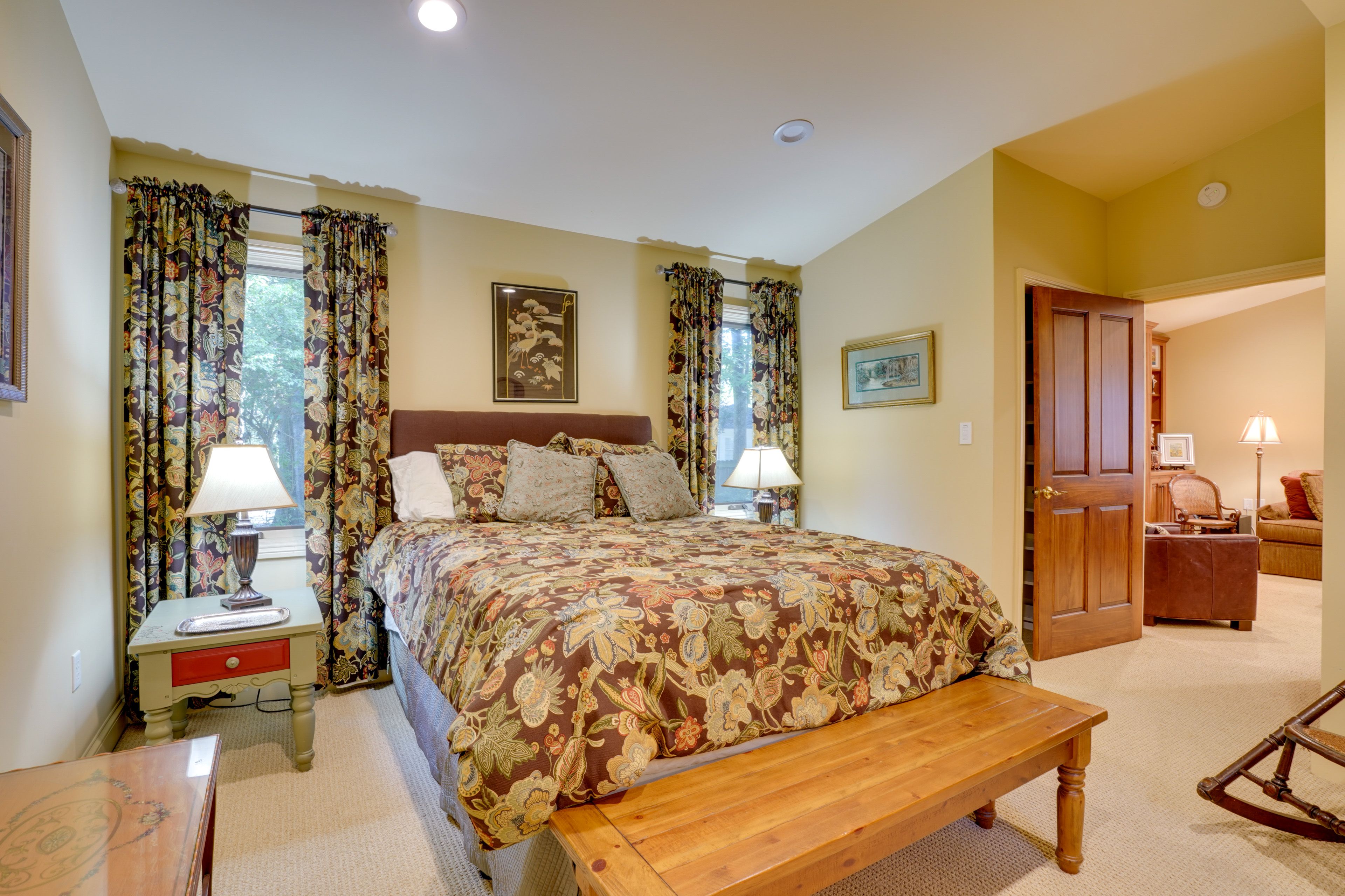 Bedroom 2 | Queen Bed | En-Suite Bathroom