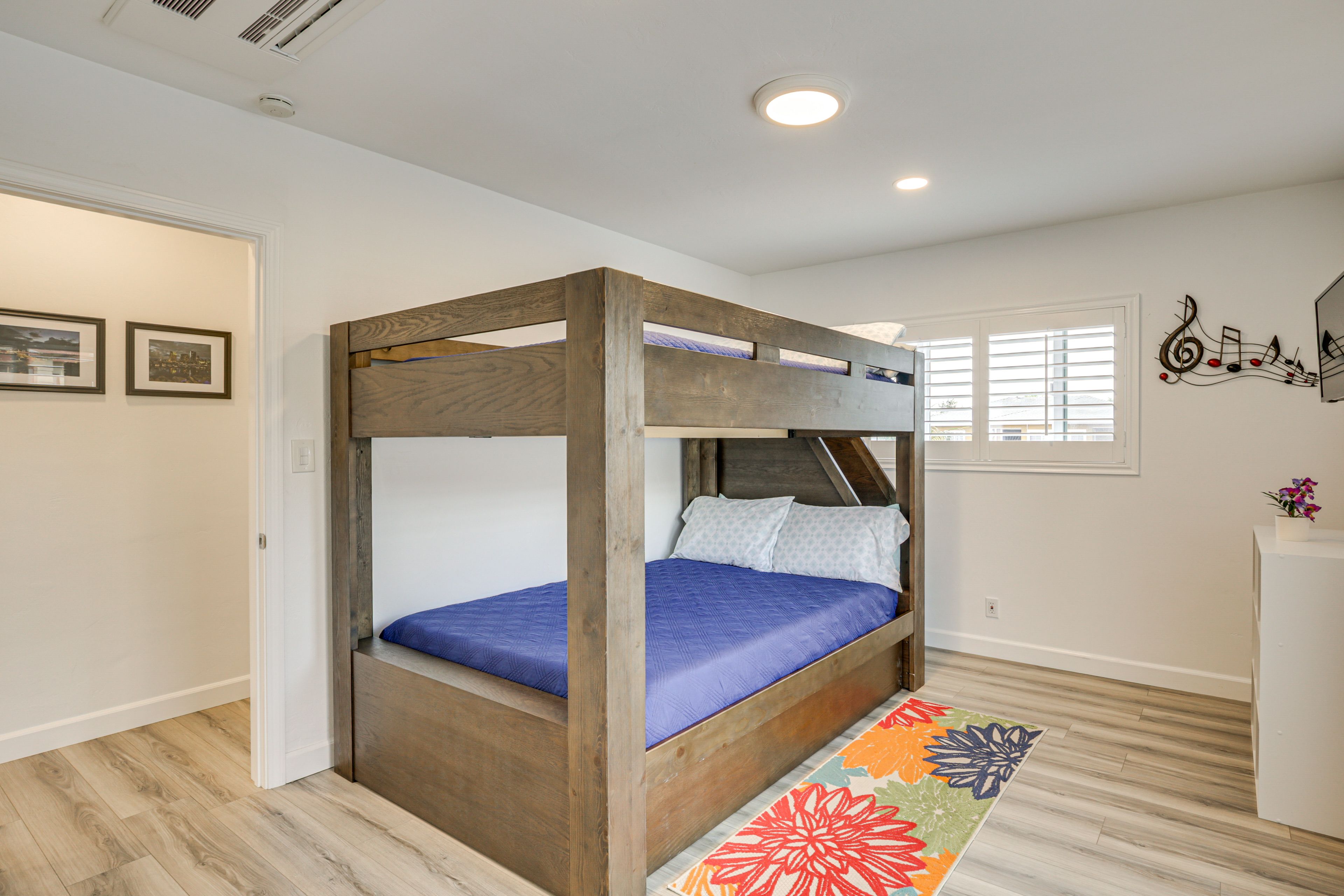 Bedroom 2 | Full Bunk Bed w/ Twin Trundle | Smart TV