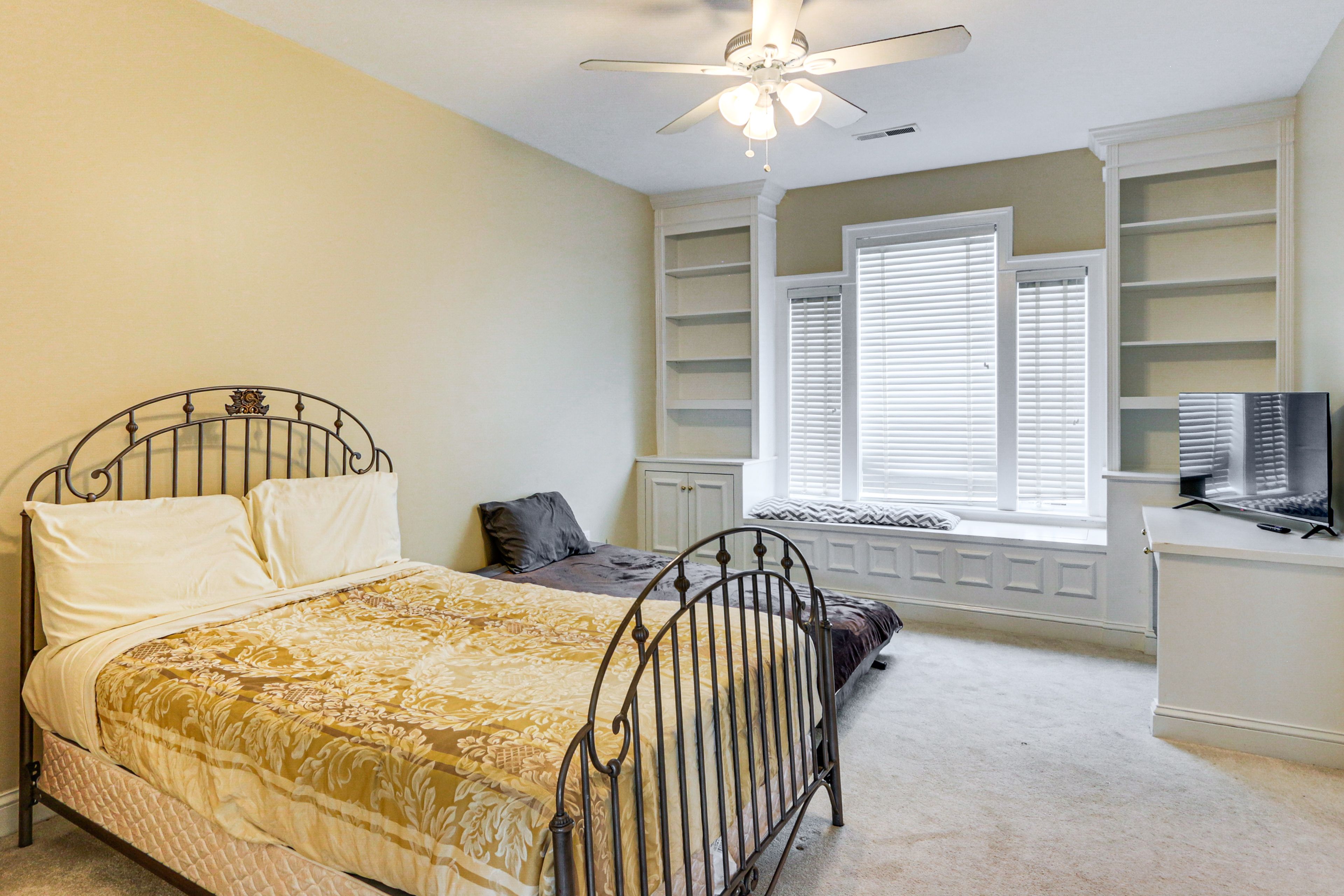 Bedroom 4 | 2nd Floor | 2 Full Beds