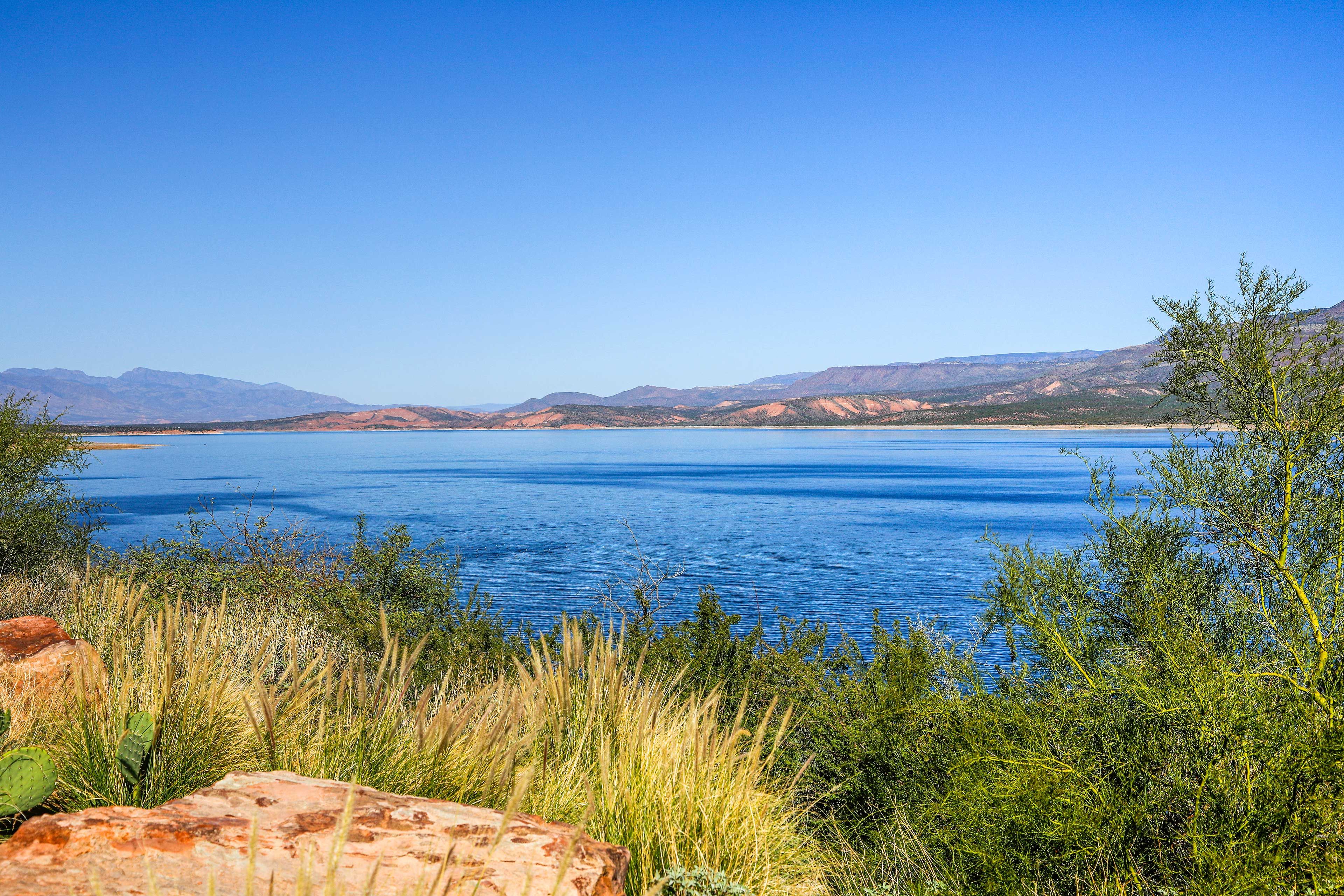 3.2 Mi to Theodore Roosevelt Lake