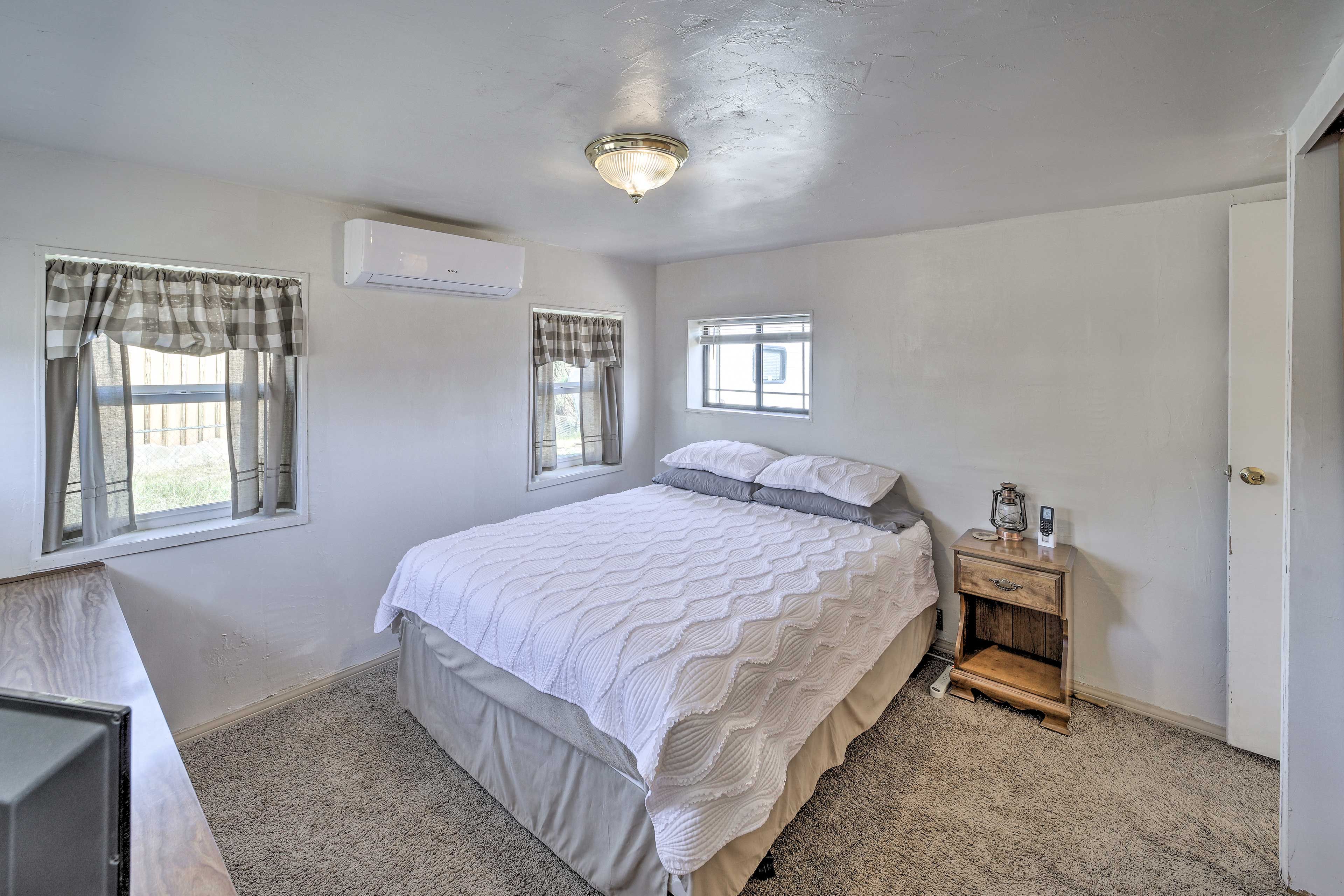 Bedroom 1 | Queen Bed | Linens Provided