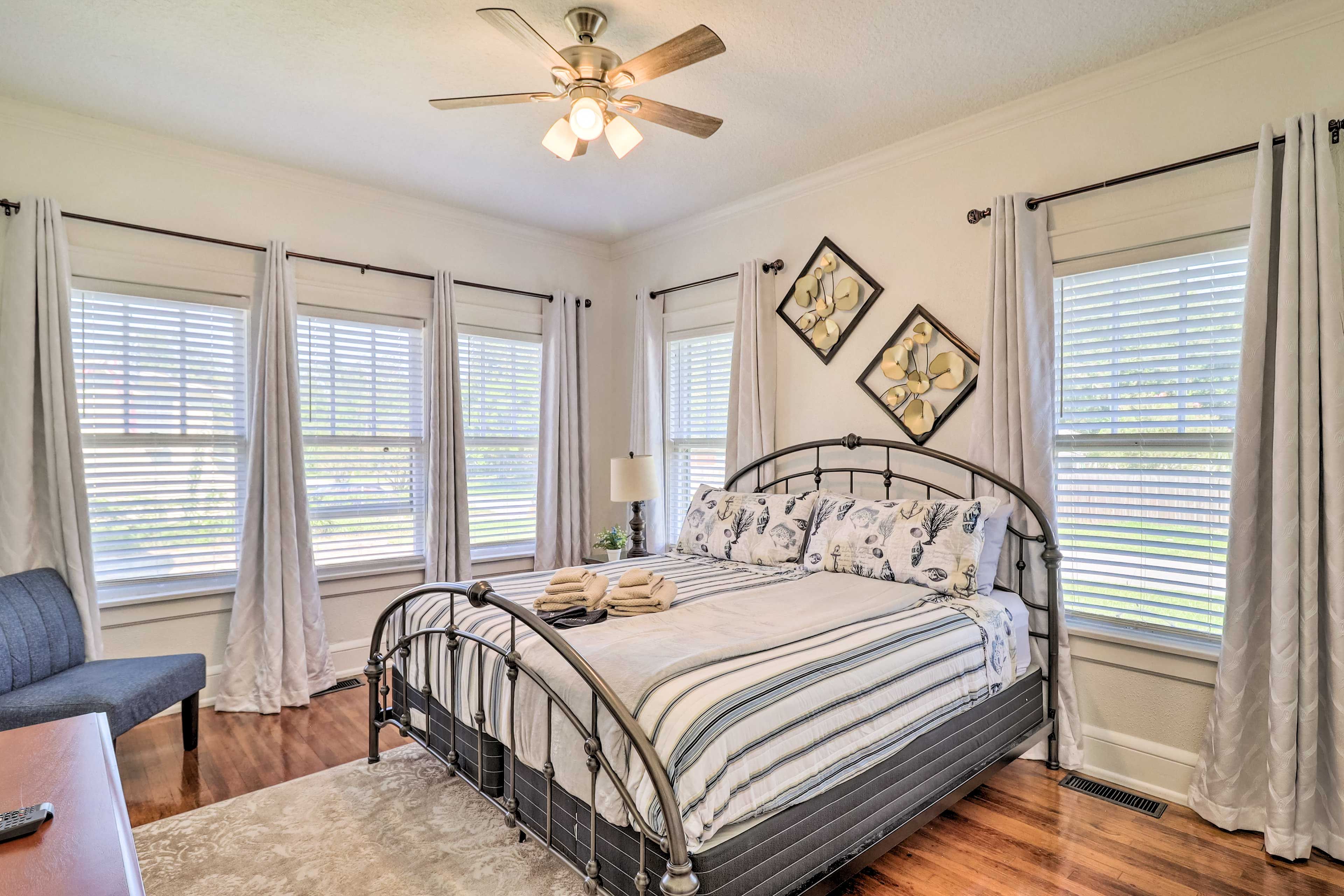 Bedroom 2 | Queen Bed | Linens Provided