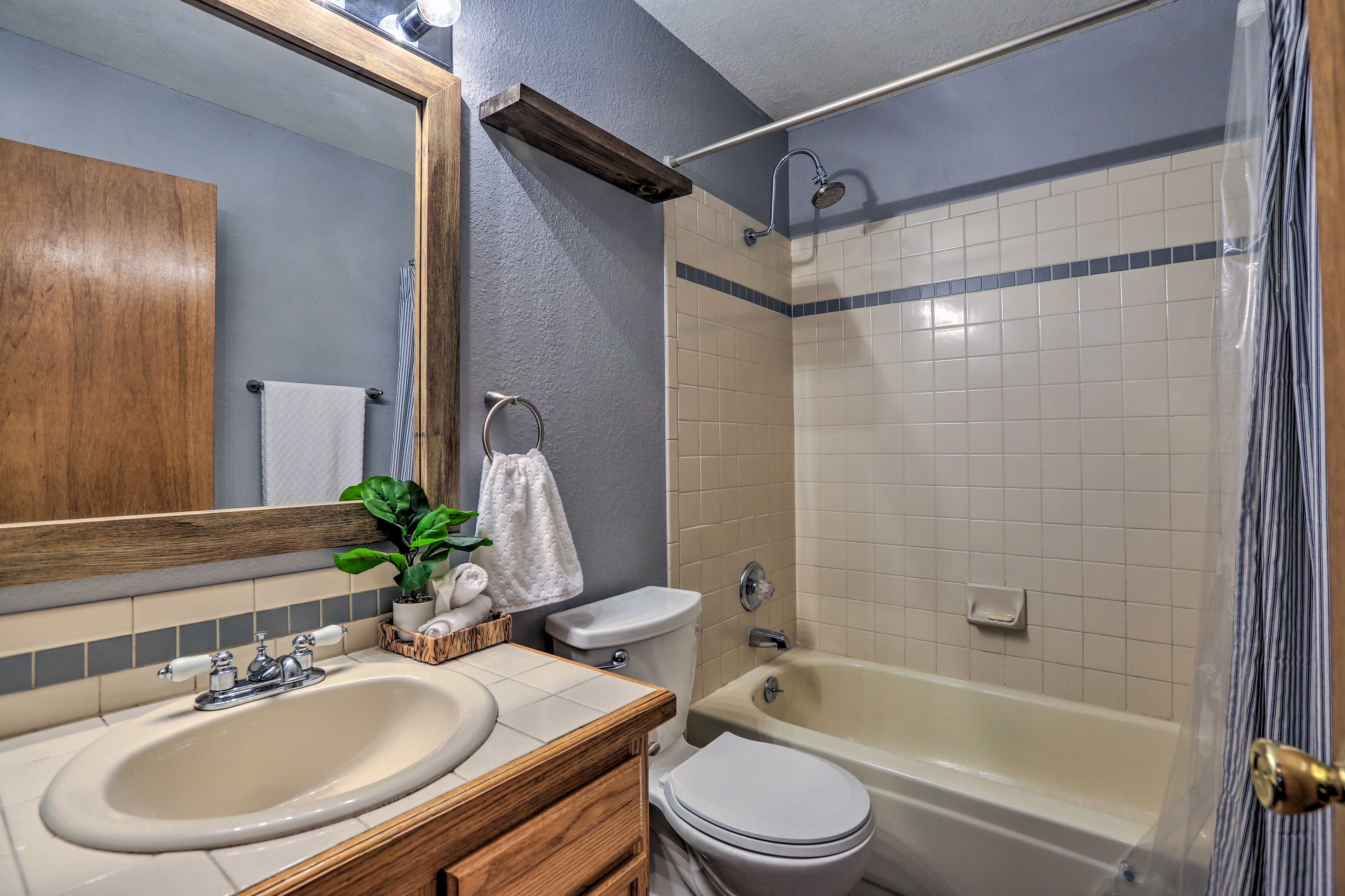 Bathroom | Towels Provided | Complimentary Toiletries