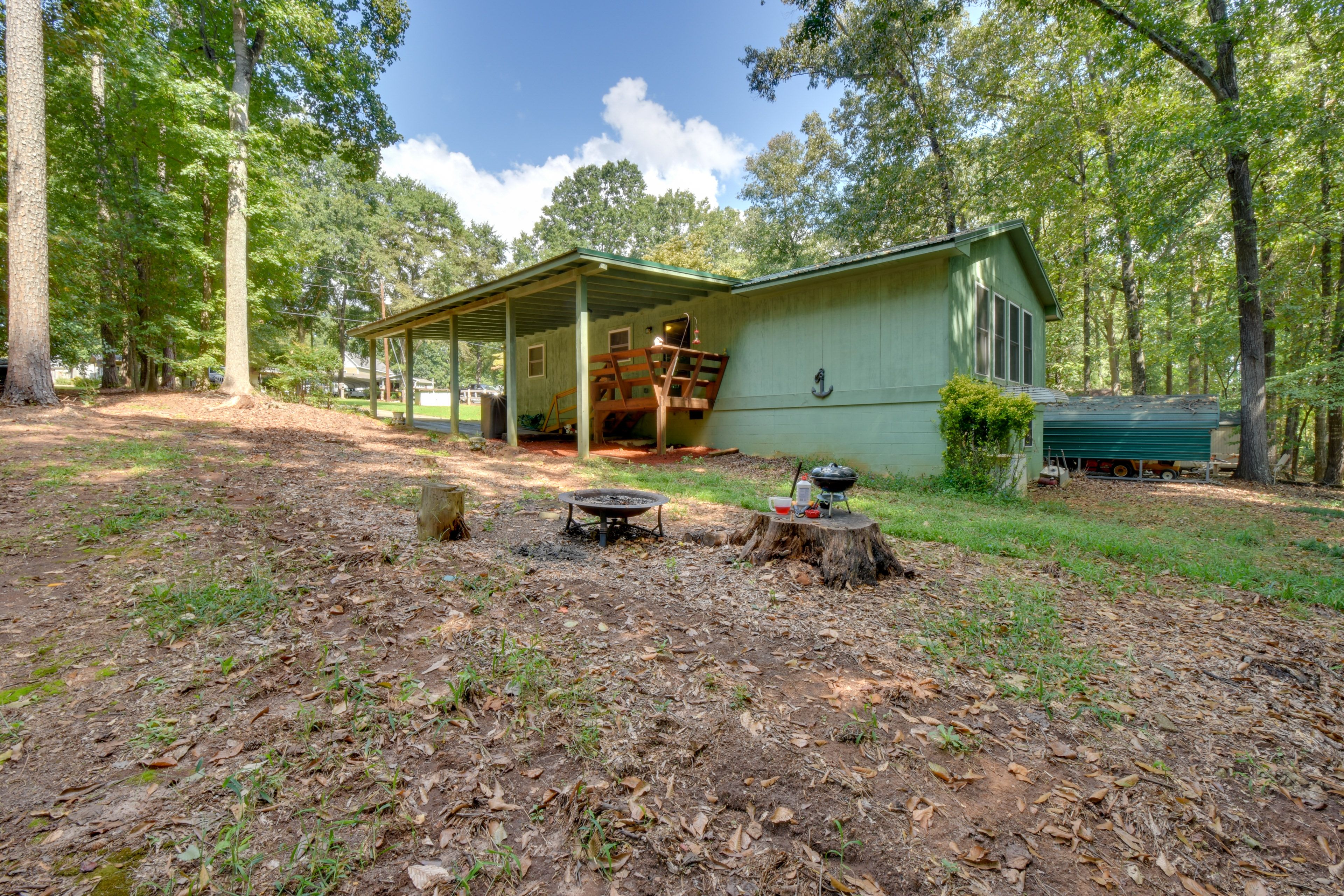 Backyard | Charcoal Grill | Fire Pit