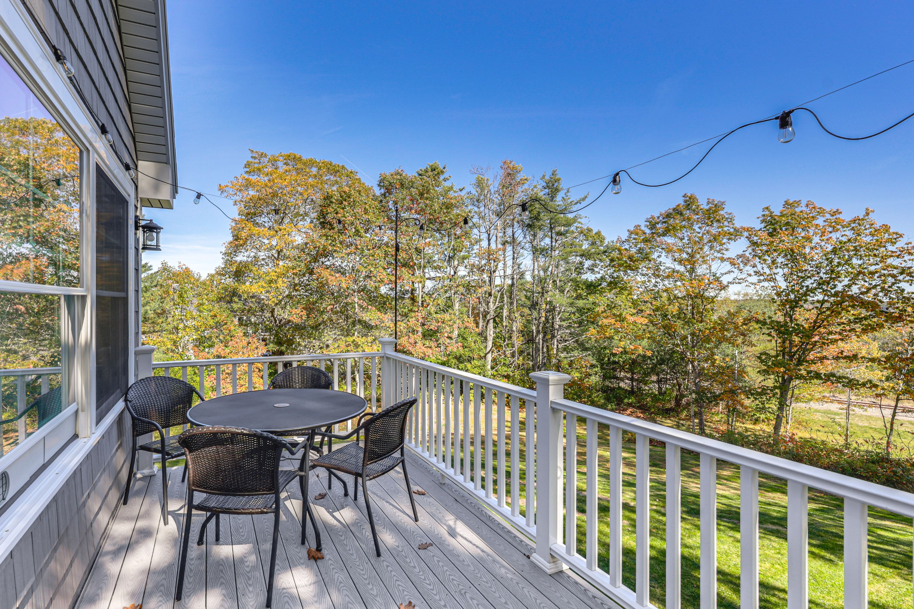 Back Deck | Dining Area