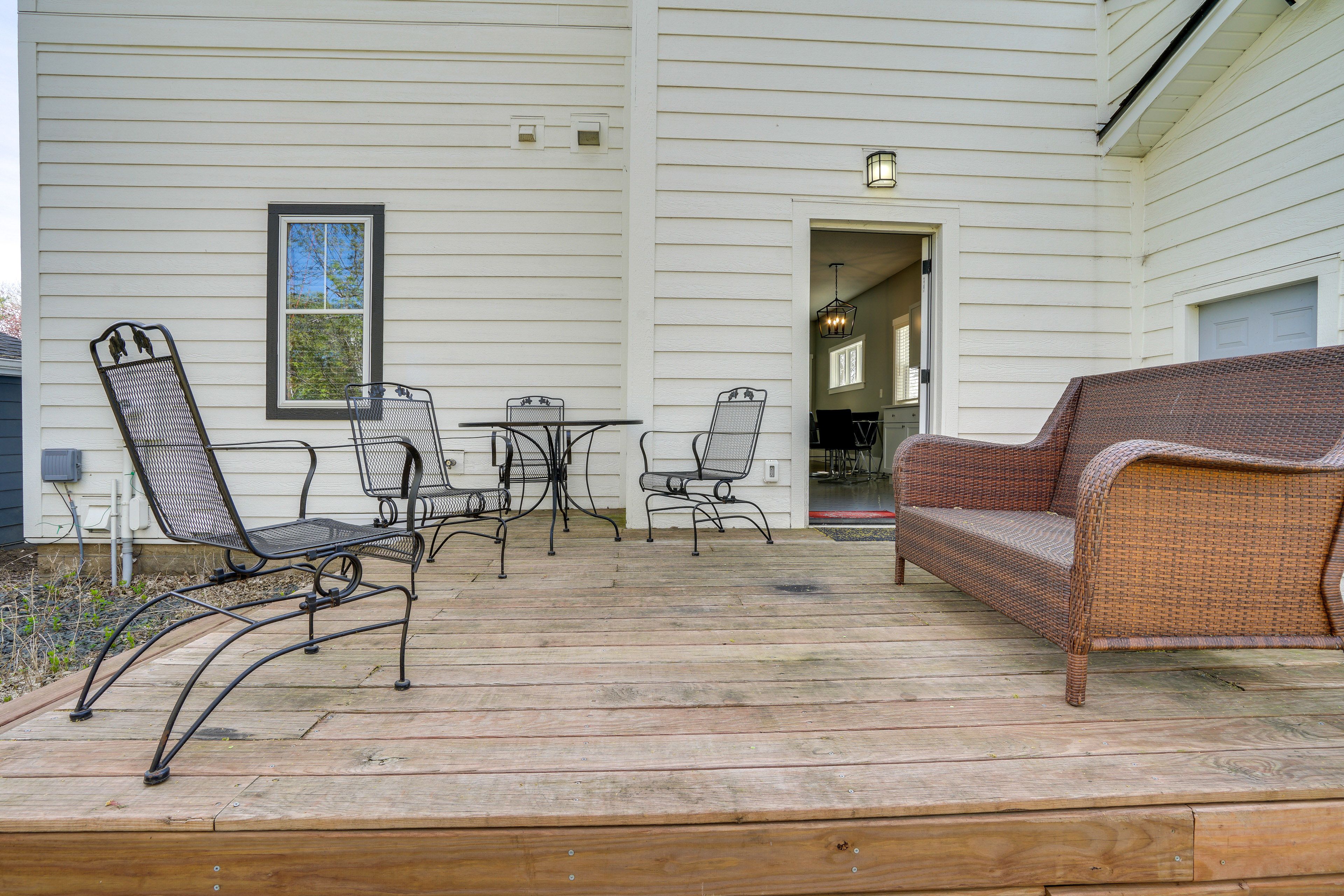 Exterior | Deck