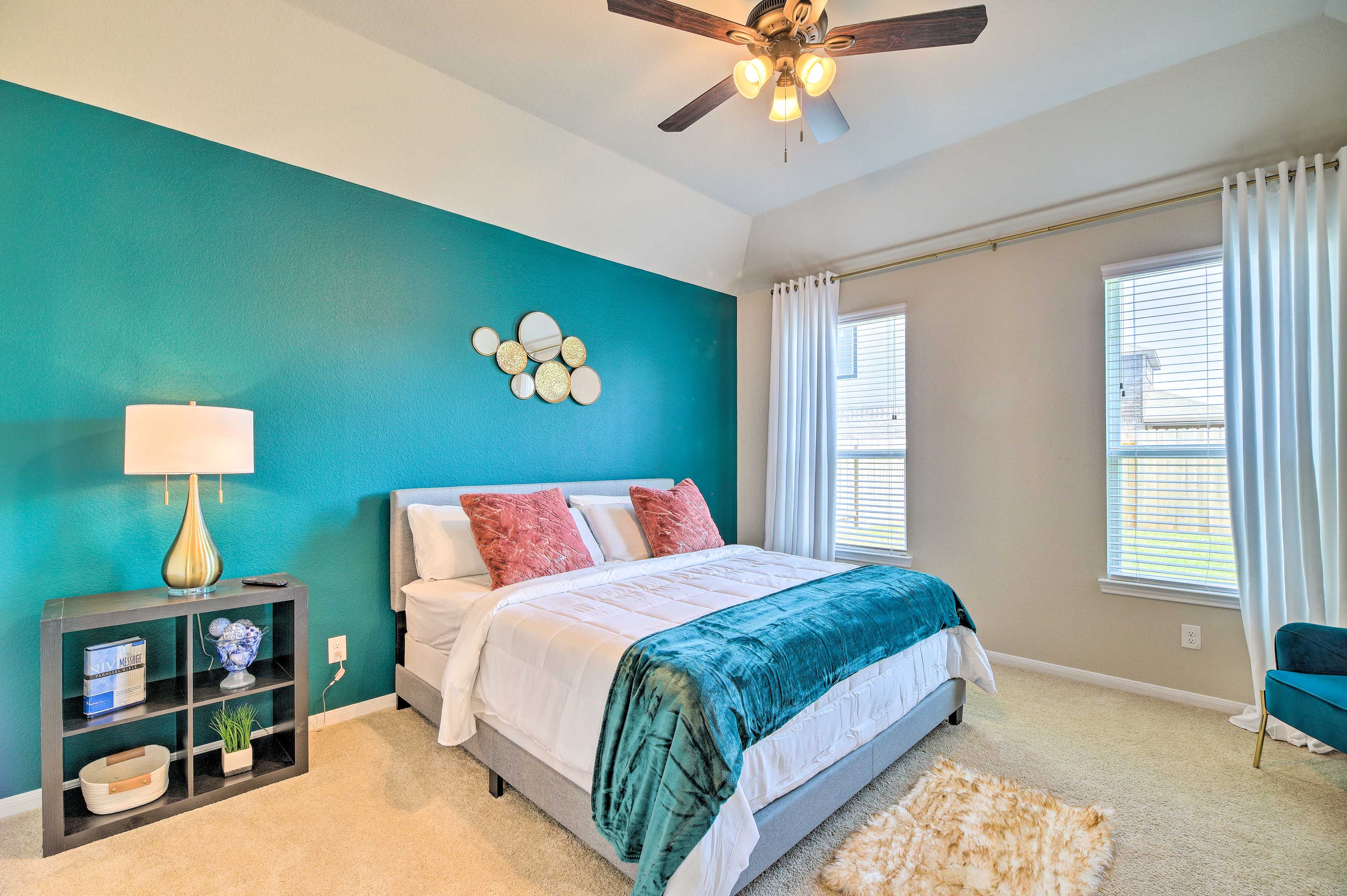Bedroom 5 | King Bed | En-Suite Bathroom