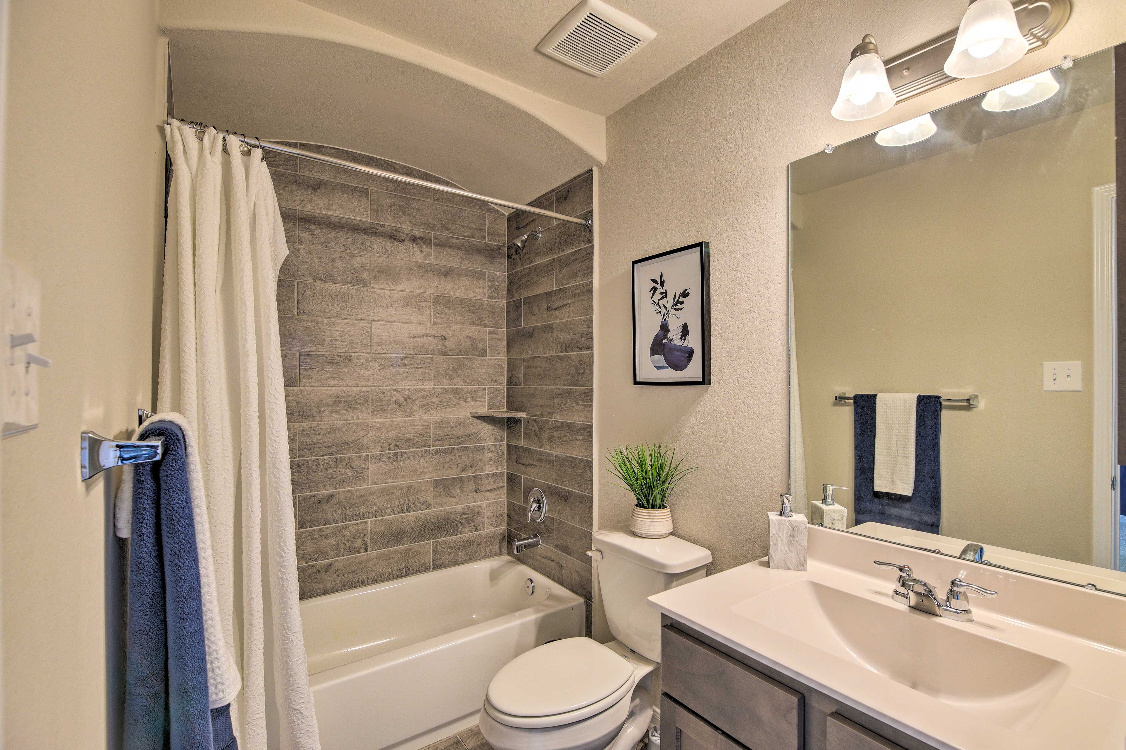 Bathroom | Complimentary Toiletries